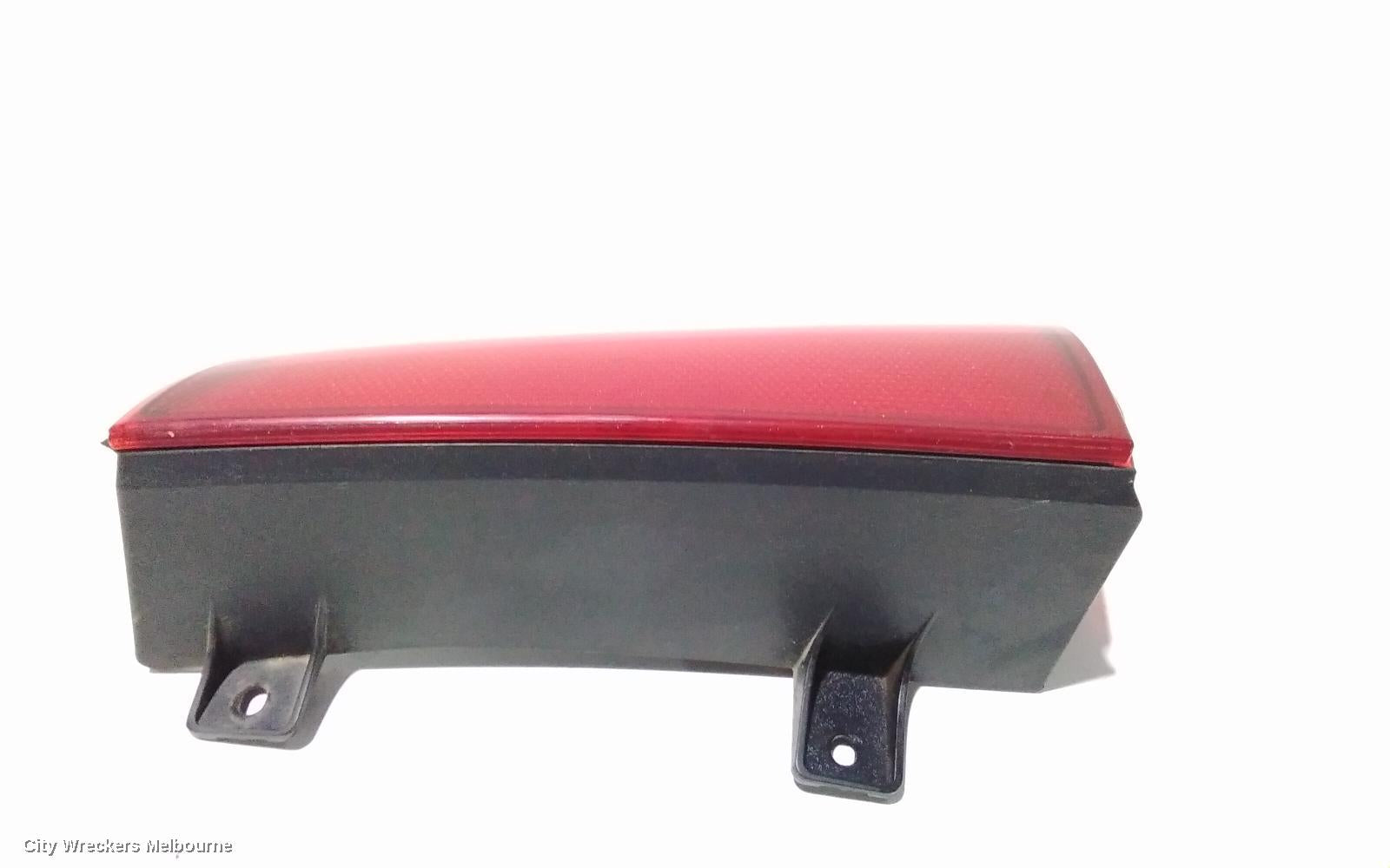 MERCEDES VITO RIGHT TAILLIGHT, UPPER TAILGATE, 639, 04/2004 - 02/2006 - Image 2