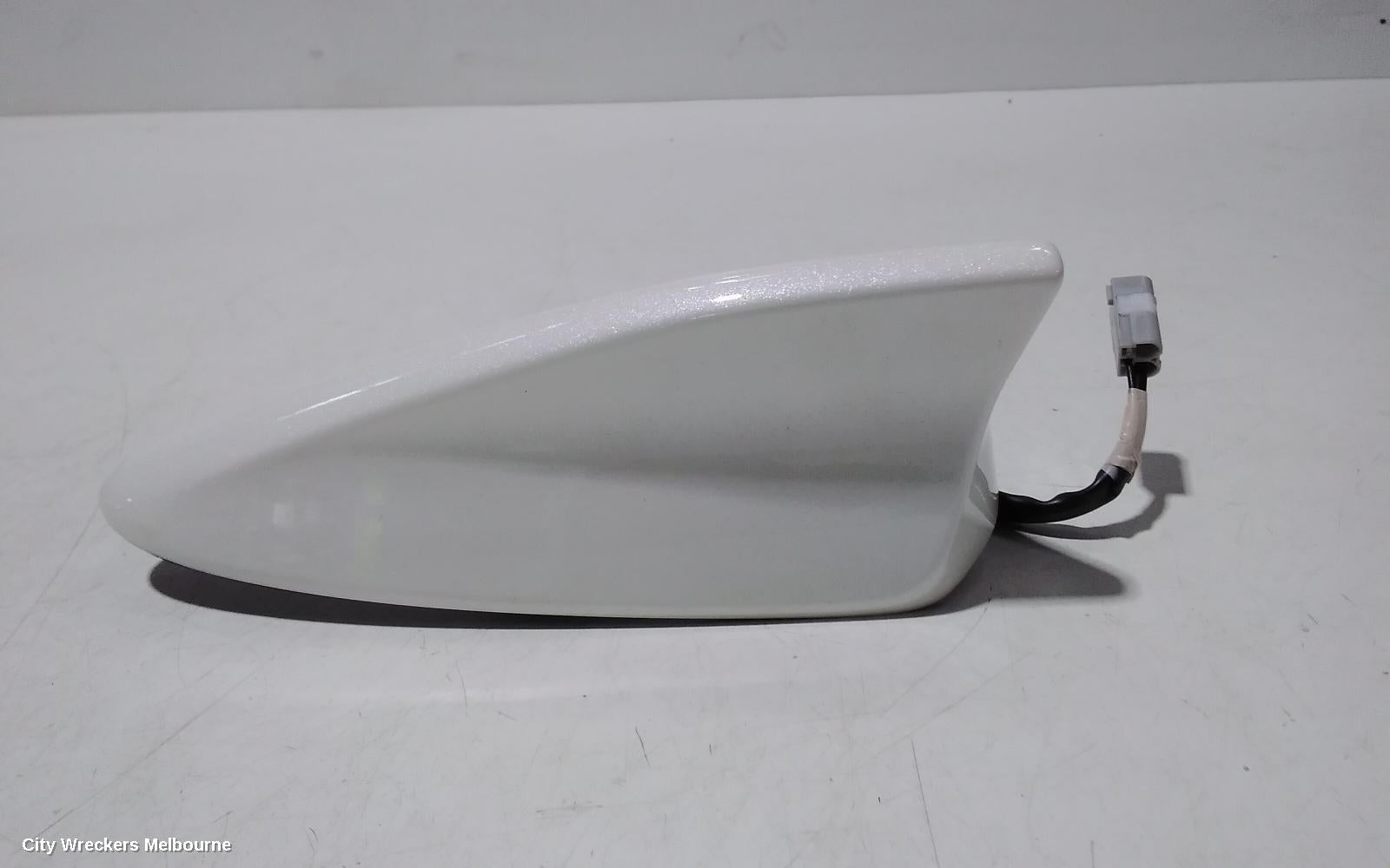 MAZDA CX3 ANTENNA, DK, 03/2015 ONWARDS - Image 2