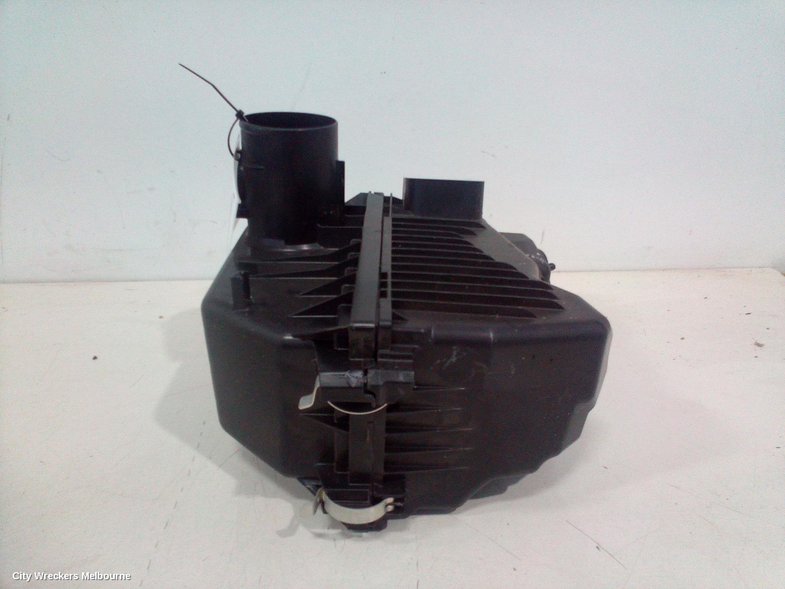TOYOTA KLUGER AIR CLEANER/BOX, AIR CLEANER, GSU50/GSU55, 3.5, 2GR-FE, PETROL, 11/2016 - 02/2021 - Image 3