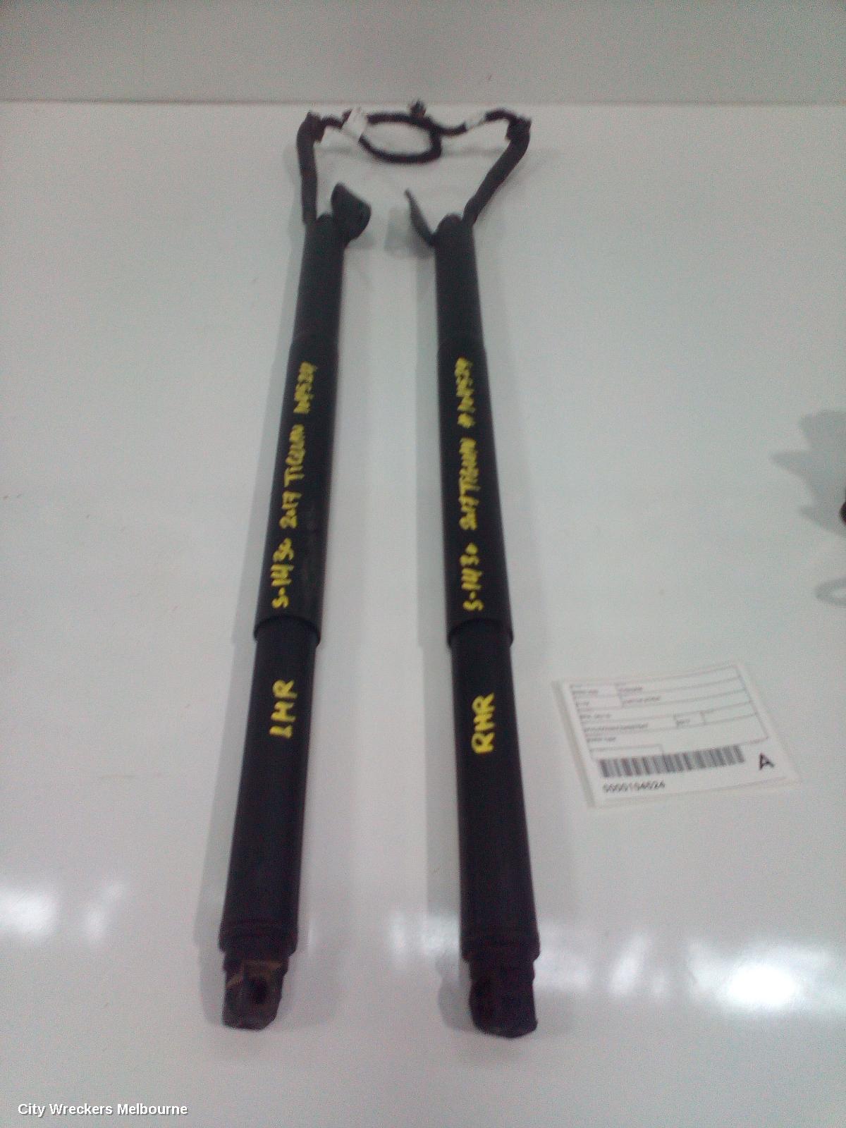 VOLKSWAGEN TIGUAN HATCH STRUT, TAILGATE STRUT (PAIR), POWER LIFT TYPE, 5NA, 06/2016 ONWARDS - Image 1