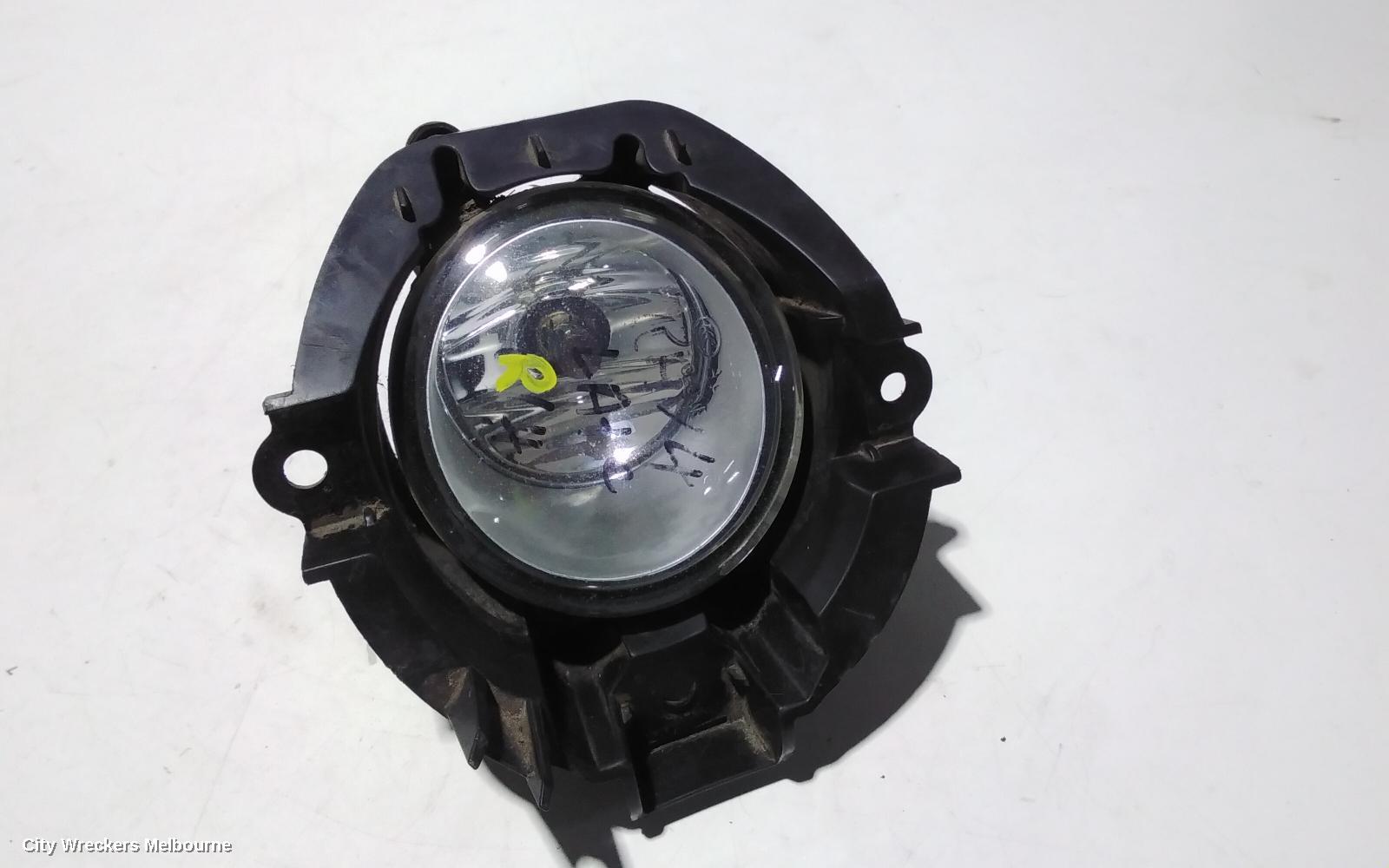 TOYOTA RAV4 RIGHT INDICATOR/FOG/SIDE, BUMPER FOGLAMP, ACA33, 11/2005 - 11/2012 - Image 2