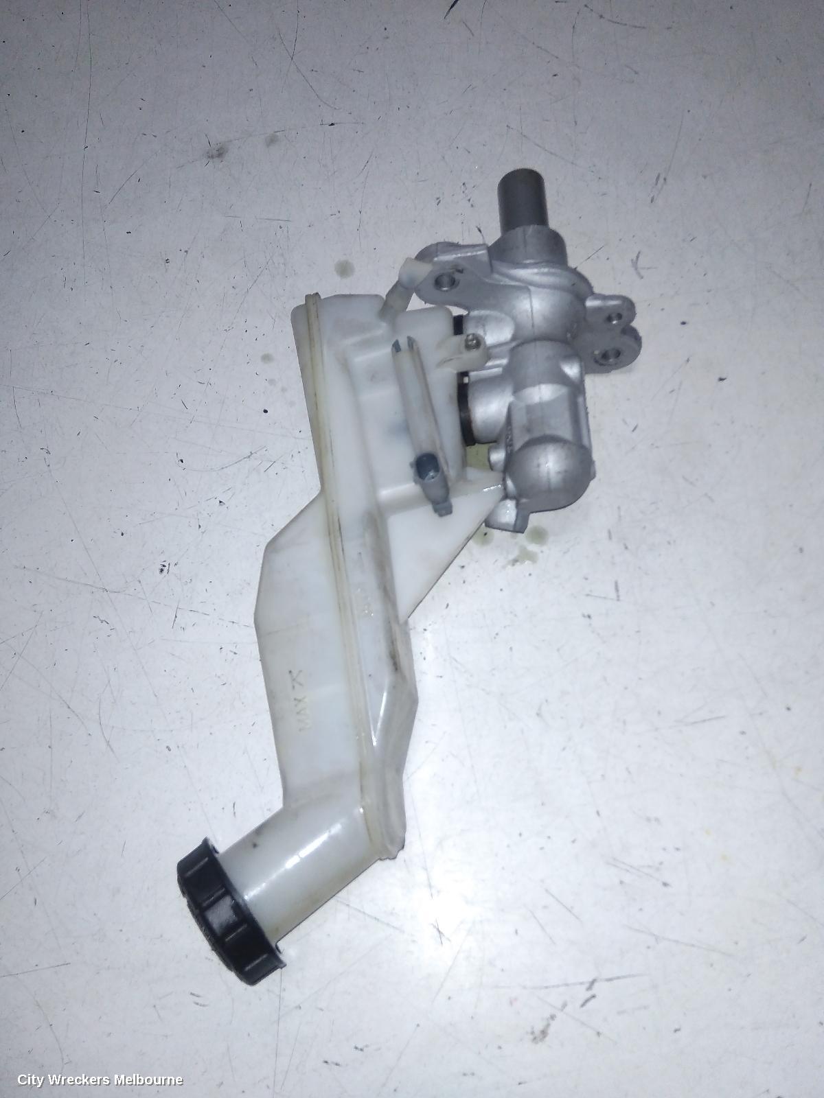 MERCEDES CLA CLASS MASTER CYLINDER, C117, 10/2013 - 02/2019 - Image 3