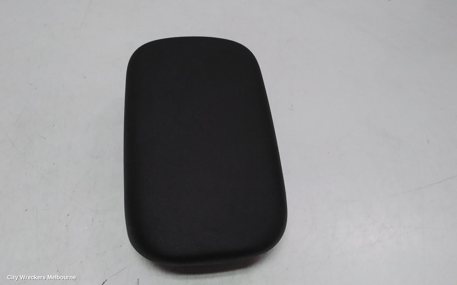 HYUNDAI KONA CONSOLE, OS, CONSOLE ASSY, VINYL, 09/2017 ONWARDS - Image 2