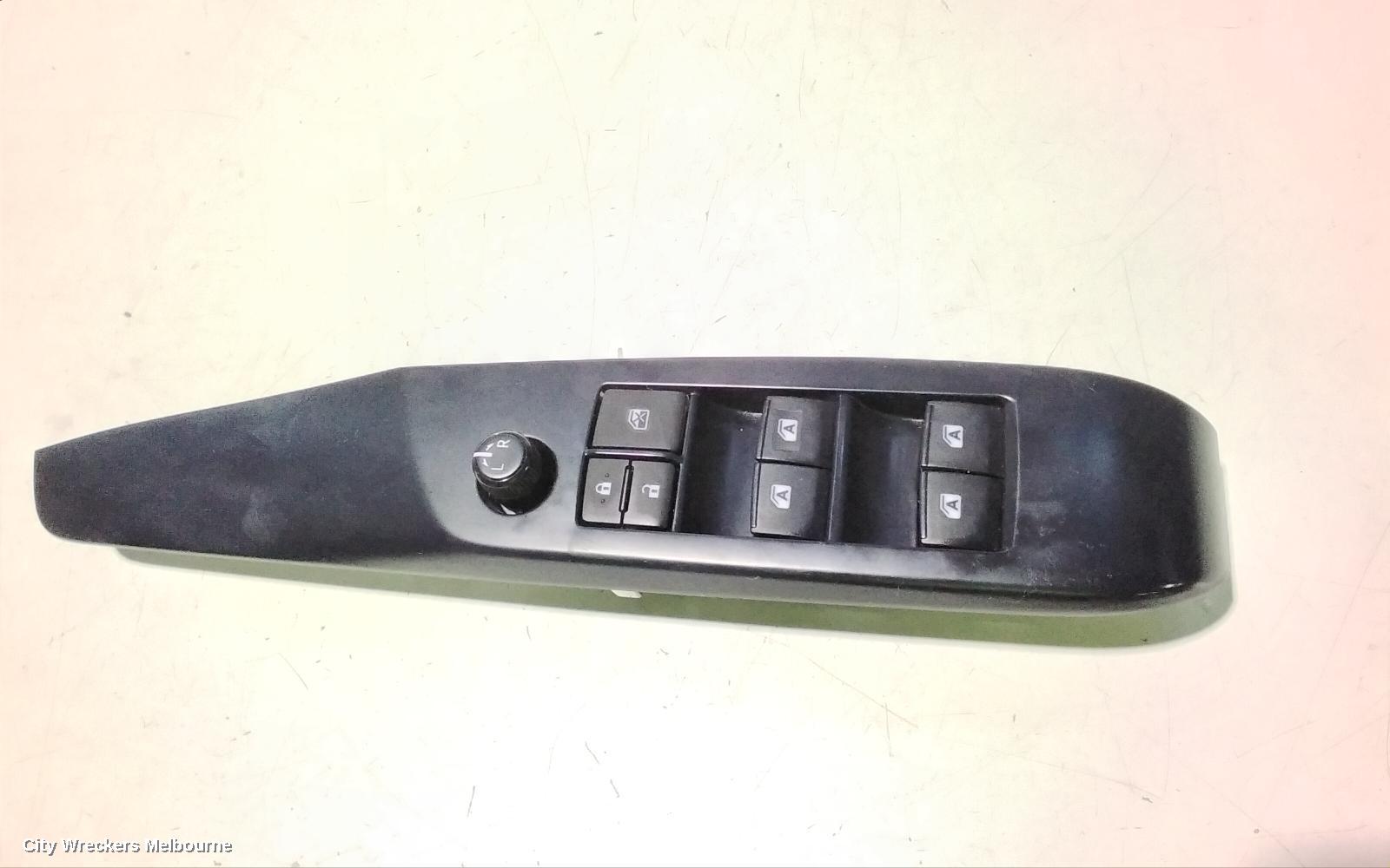 TOYOTA CAMRY PWR DR WIND SWITCH, RH FRONT (MASTER SWITCH), XV70, 09/2017 - 01/2021 - Image 2