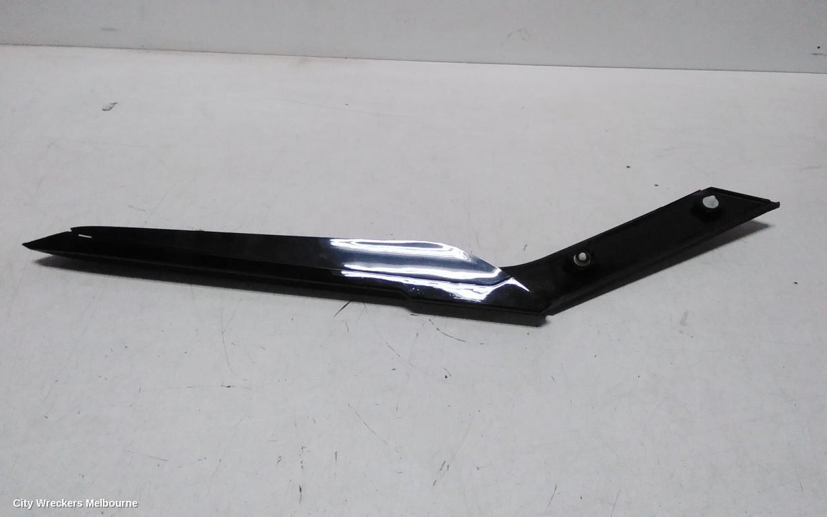 MITSUBISHI OUTLANDER, ZM, 08/2021 ONWARDS, QUARTER PANEL OUTSIDE PLASTIC  RH: 147627 - Image 3