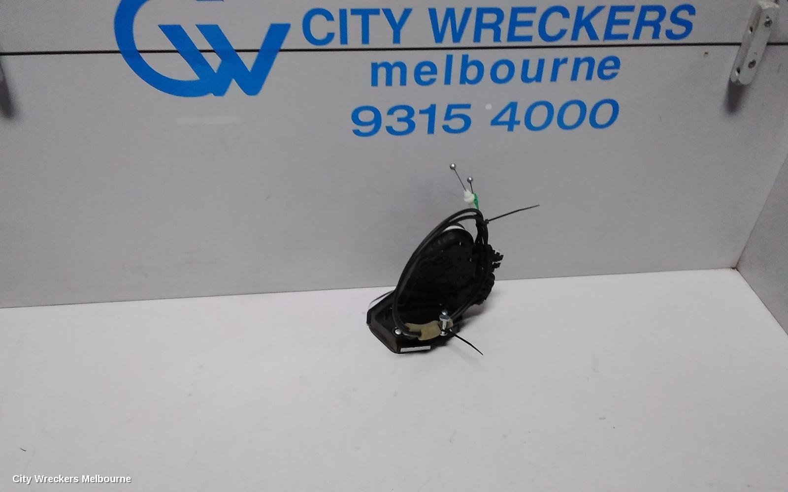 TOYOTA KLUGER DOOR/BOOT/GATE LOCK, RIGHT REAR DOOR LOCK, GSU50/GSU55, 03/2014 ONWARDS - Image 2