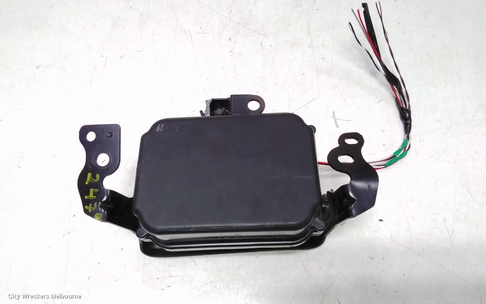 TOYOTA PRIUS, ZVW40R, PRIUS V, 05/2012 - 11/2022, 88210-48071 ~ RADAR SENSOR: 110486 - Image 2