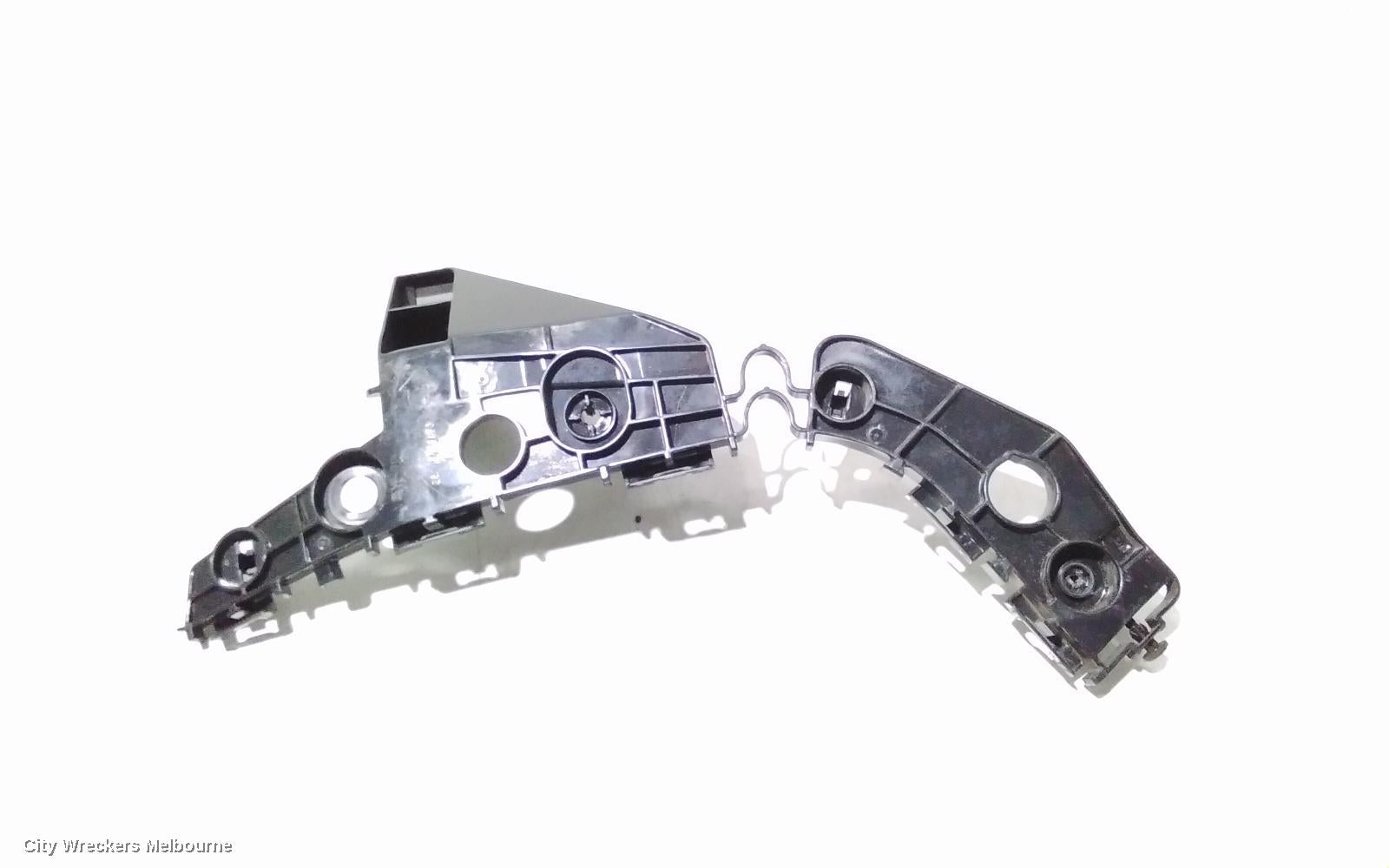 TOYOTA HIACE, 300 SERIES, 02/2019 ONWARDS, RHF BAR SLIDER: 94824 - Image 1