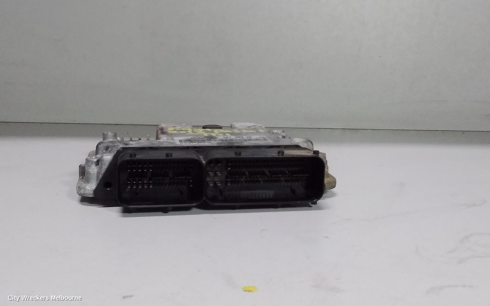 VOLKSWAGEN PASSAT ECU, ENGINE ECU, 2.0, DIESEL, CFGB CODE, ECU ONLY, 3C/MK6 B6, 08/2007 - 07/2013 - Image 3