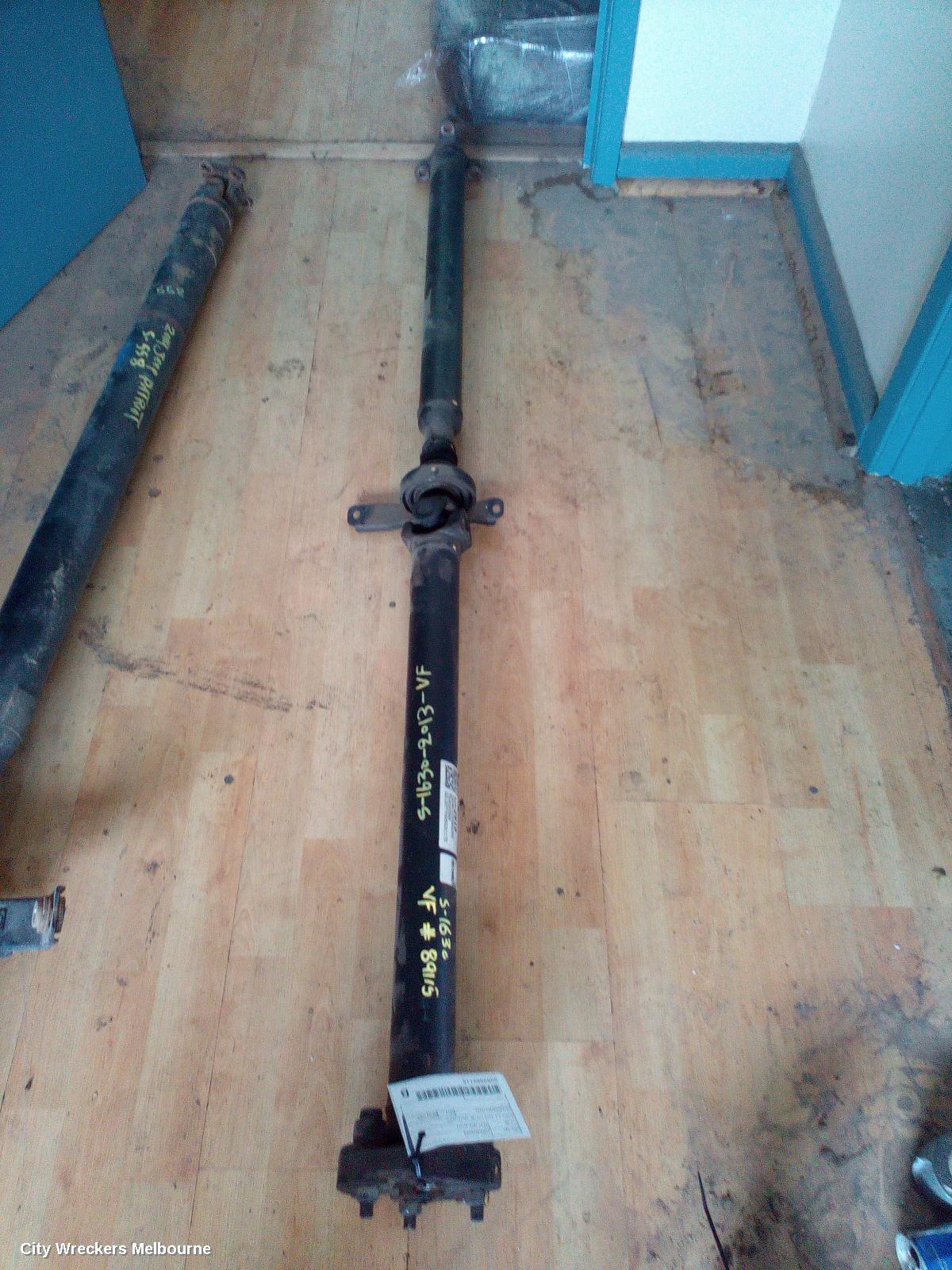HOLDEN COMMODORE REAR DRIVE SHAFT, SEDAN, 3.6, AUTO T/M, VF, 05/2013 - 12/2017 - Image 3