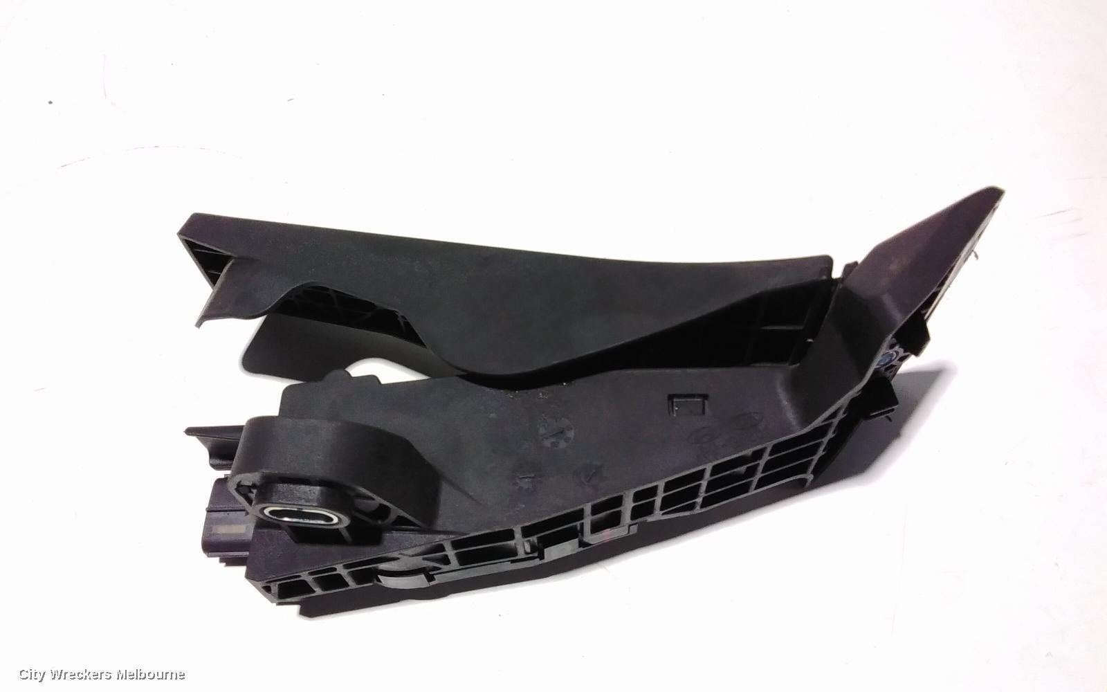 HYUNDAI SANTA FE PEDAL ASSEMBLY, TM, 03/2018 - 10/2023 - Image 3