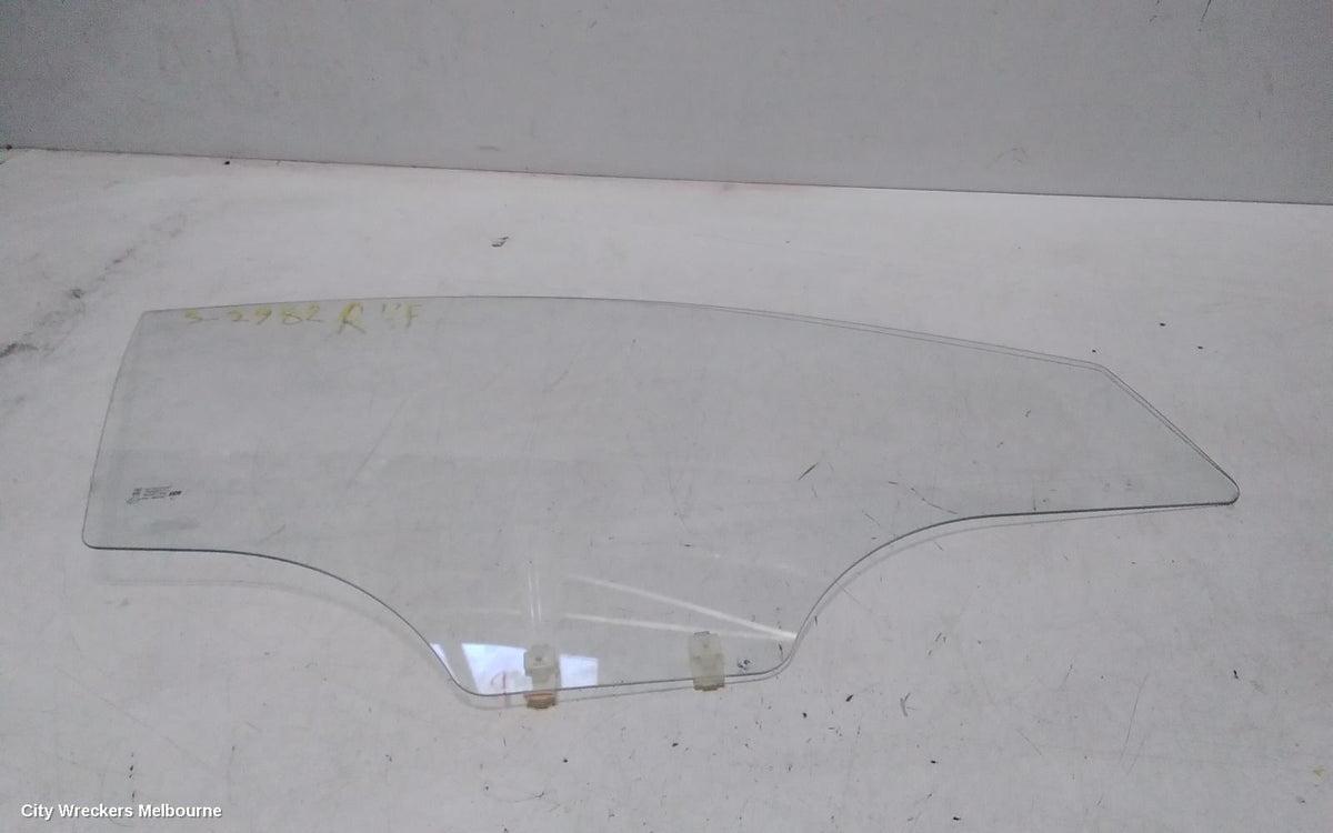 HYUNDAI ACCENT RIGHT FRONT DOOR WINDOW, RB, 05/2011 - 12/2019 - Image 2