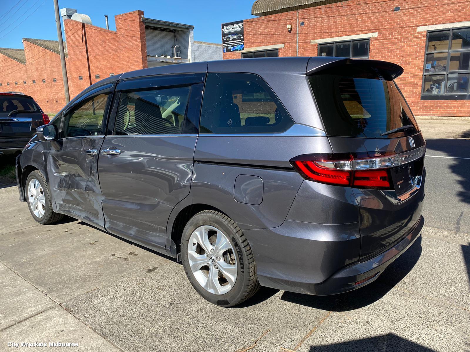 HONDA ODYSSEY REAR BUMPER, RC1, BUMPER BAR (3 PIECES), NON PARK SENSOR TYPE, 02/2014 - 12/2020 - Image 3