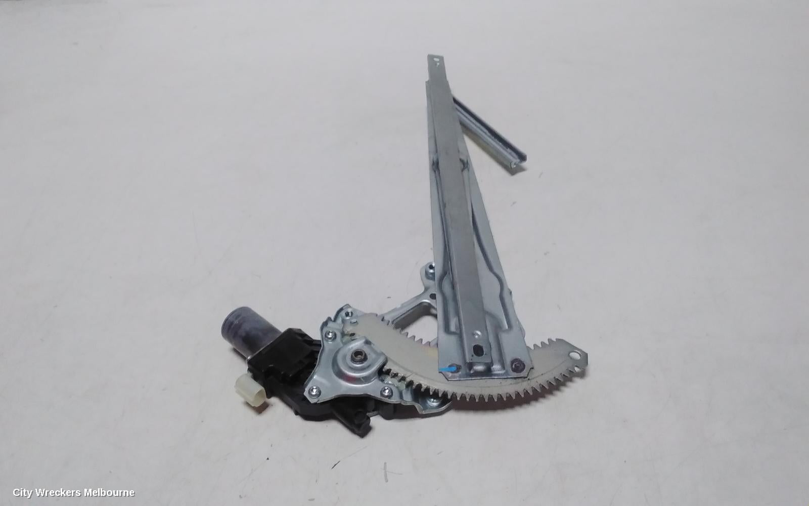 ISUZU MU-X LEFT FRONT WINDOW REG/MOTOR, 2ND GEN, 03/2021 ONWARDS - Image 3
