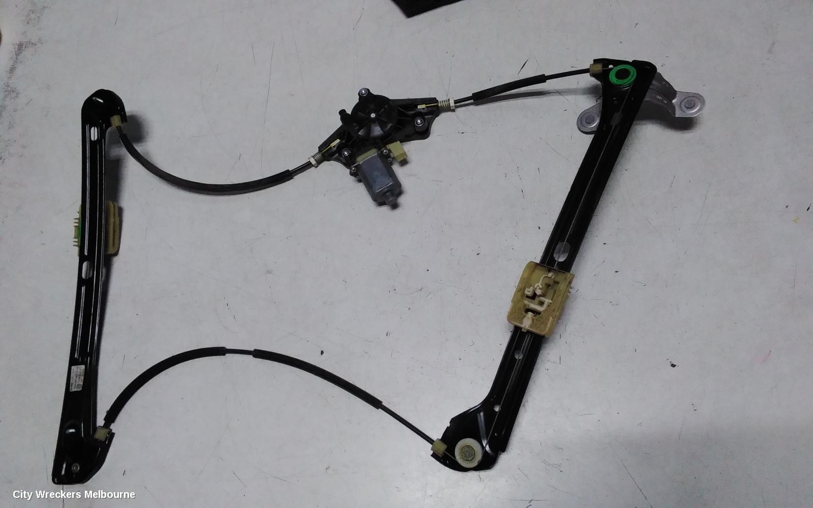VOLKSWAGEN GOLF LEFT FRONT WINDOW REG/MOTOR, GEN 7, 5DR HATCH, DOOR REG ASSY (REG AND MOTOR), 11/2012 - 08/2020 - Image 2