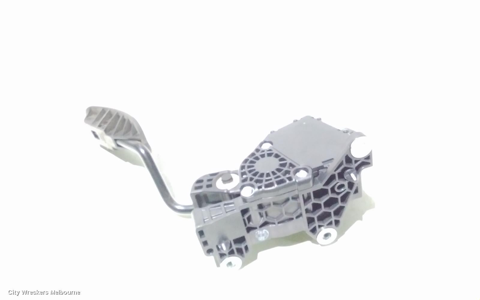 TOYOTA C-HR PEDAL ASSEMBLY, GEN 1, 12/2016 - 09/2023 - Image 3