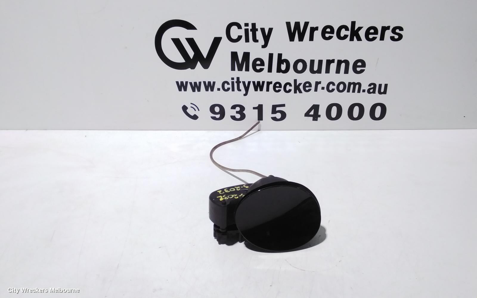 LAND ROVER RANGEROVER EVOQUE FUEL DOOR / FILLER, L538, FUEL DOOR, DIESEL, 2.2, 11/2011 - 08/2015 - Image 1