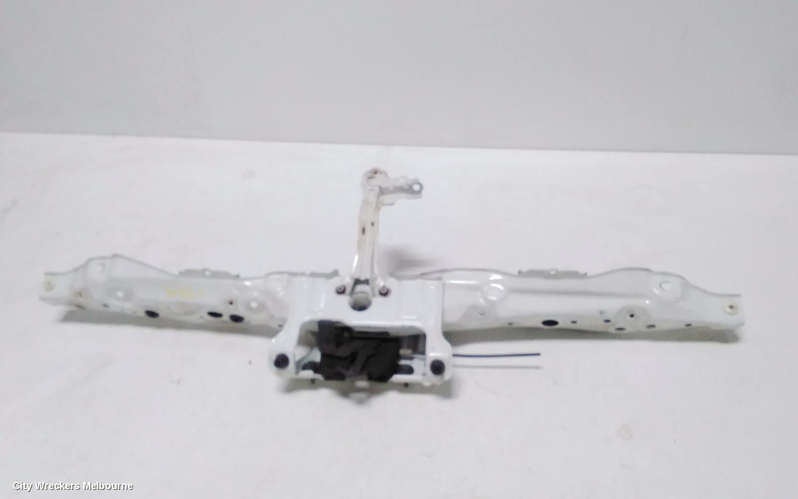 TOYOTA HIACE BONNET LOCK/SUPPORT, TRH/KDH, LOCK ONLY, 03/2005 - 04/2019 - Image 3