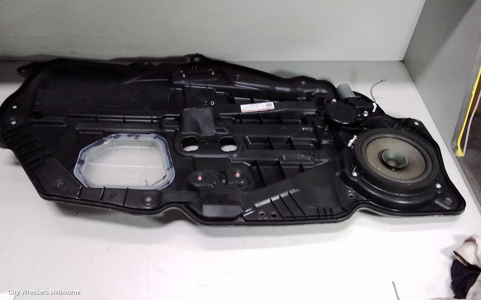 MAZDA 2 LEFT FRONT WINDOW REG/MOTOR, DE SERIES, POWER, 5DR HATCH, 09/2007 - 09/2014 - Image 2