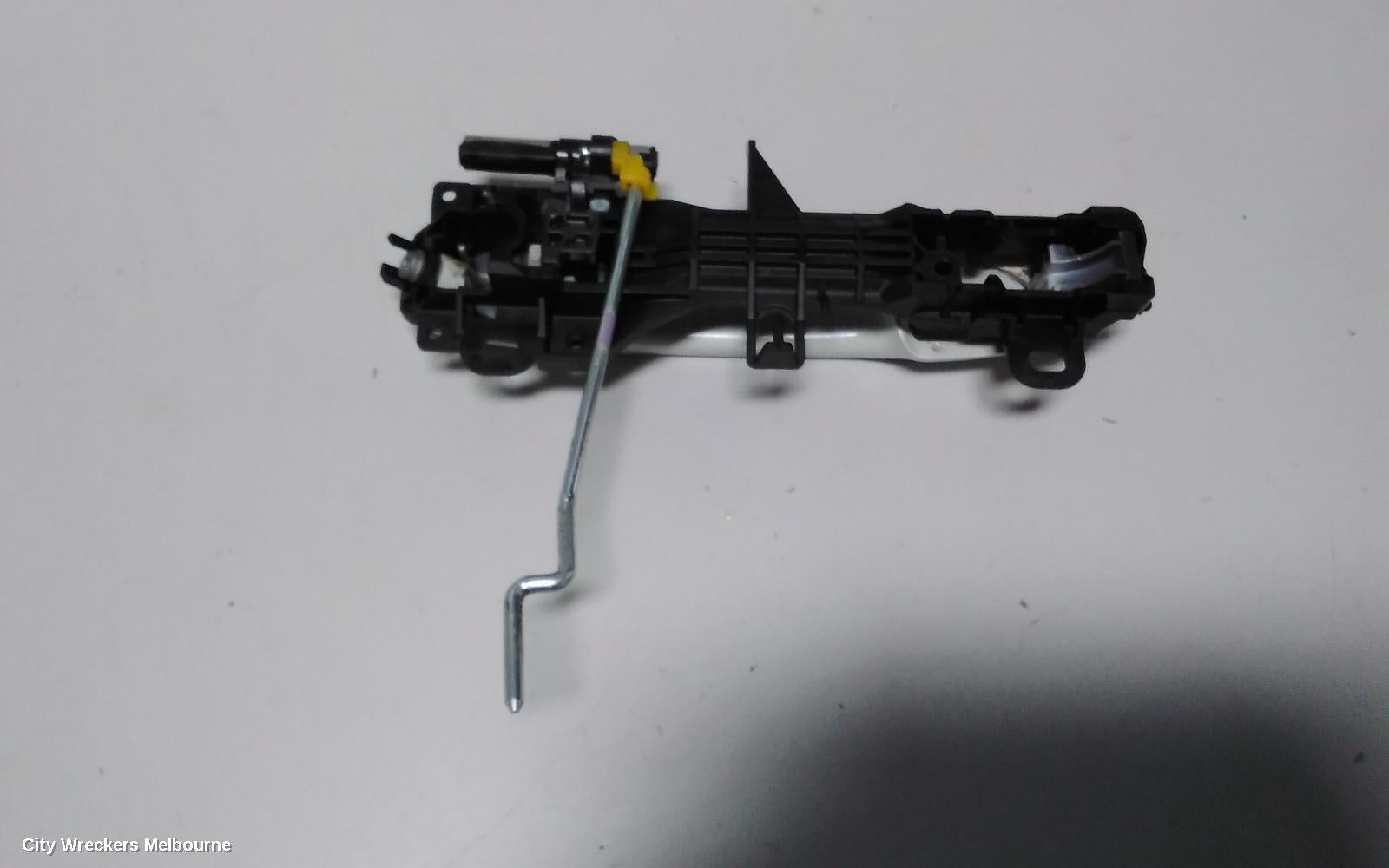 TOYOTA COROLLA DOOR HANDLE, OUTER, LH FRONT/RH FRONT, ZRE182R, HATCH, 10/2012 - 03/2015 - Image 3
