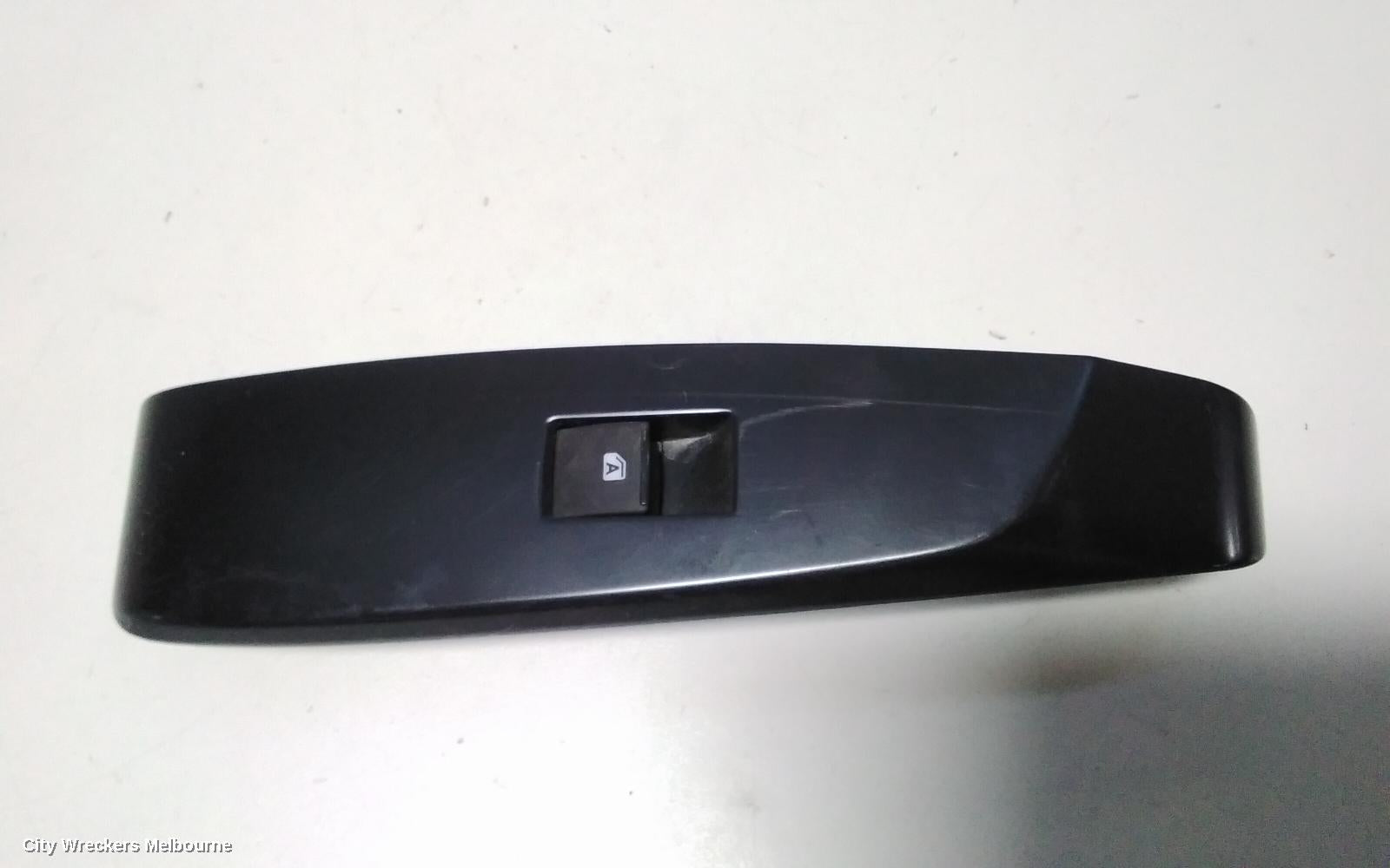 TOYOTA CAMRY PWR DR WIND SWITCH, LH REAR, W/ BLACK INSERT TYPE, XV70, 09/2017 - 01/2021 - Image 2