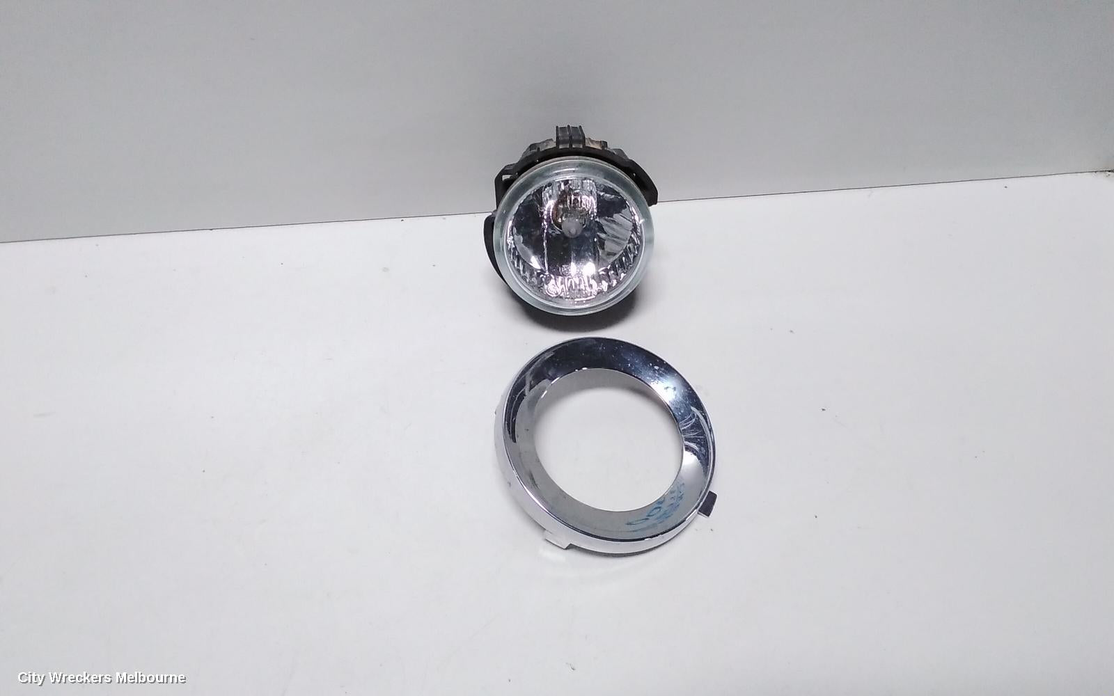 SUBARU OUTBACK LEFT INDICATOR/FOG/SIDE, BUMPER FOGLAMP, 4TH GEN, KOITO LENS# 114-20759, 09/2003 - 08/2009 - Image 3