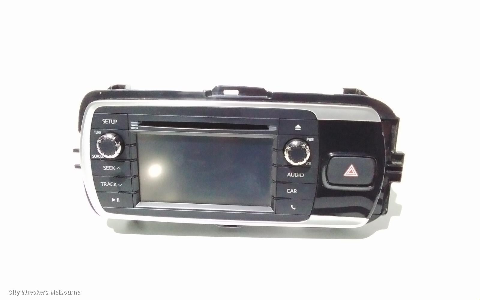 TOYOTA YARIS RADIO/CD/DVD/SAT/TV, SINGLE DISC CD PLAYER (P/N ON FACE 100338), NCP13#, 08/2011 - 12/2019 - Image 1
