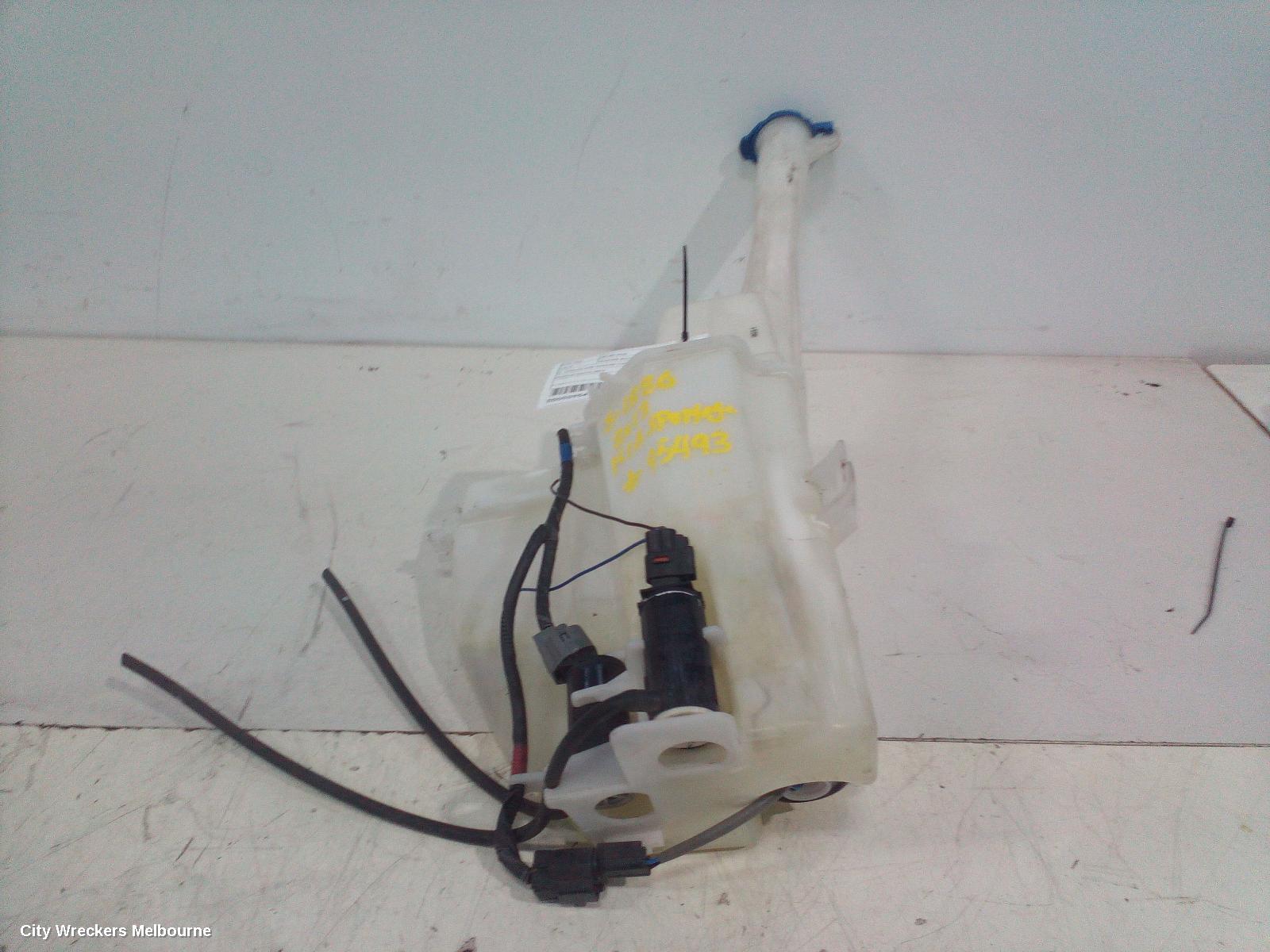 KIA SPORTAGE WASHER BOTTLE, SL, NON H/LAMP WASHER TYPE, 06/2013 - 10/2015 - Image 1