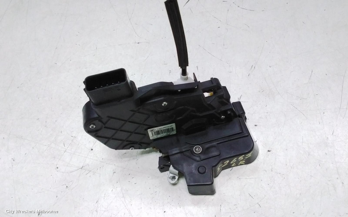 LAND ROVER DISCOVERY DOOR/BOOT/GATE LOCK, LEFT REAR DOOR LOCK, W/ KEYLESS ENTRY TYPE, L319, 10/2009 - 12/2016 - Image 2