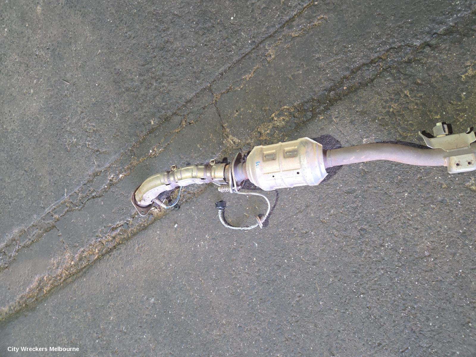 MITSUBISHI OUTLANDER CATALYTIC CONVERTER, UNDER CAR-CAT TYPE, 2.4, PETROL, ZJ-ZL, 10/2012 - 07/2021 - Image 2