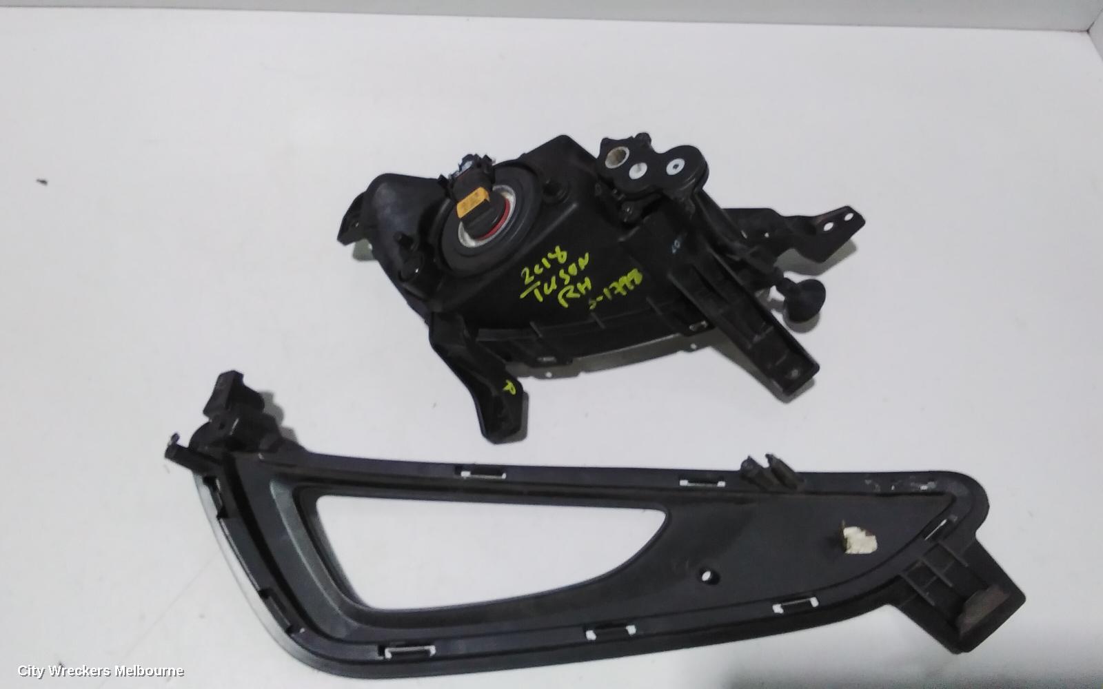 HYUNDAI TUCSON RIGHT INDICATOR/FOG/SIDE, BUMPER FOGLAMP, TL, KOREAN BUILT (VIN KMHJ), 07/2015 - 06/2018 - Image 3
