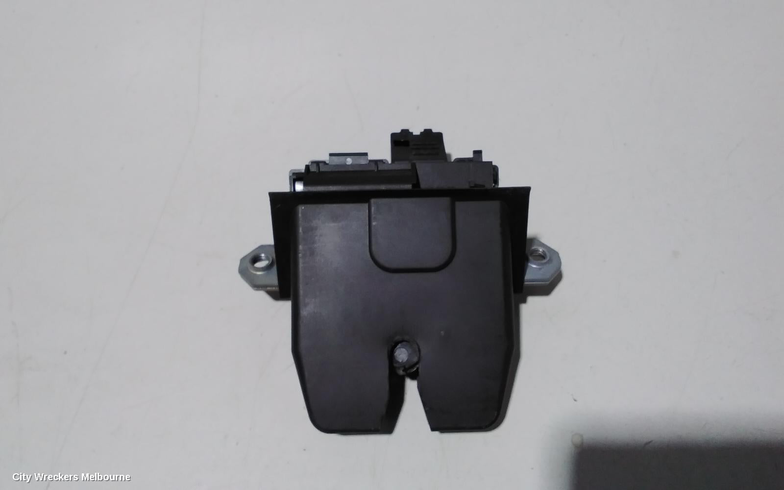 FORD FOCUS DOOR/BOOT/GATE LOCK, TAILGATE LOCK, LW, 05/2011 - 08/2015 - Image 1