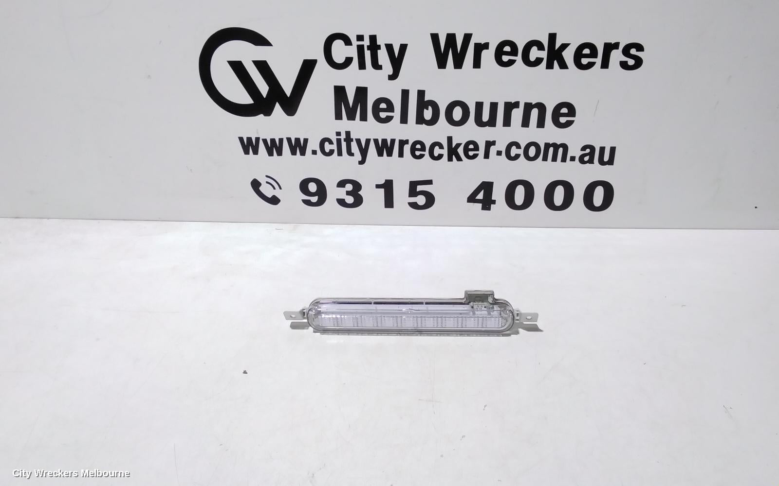 MITSUBISHI TRITON HIGH LEVEL STOPLIGHT, MQ-MR, 03/2015 - 10/2023 - Image 1