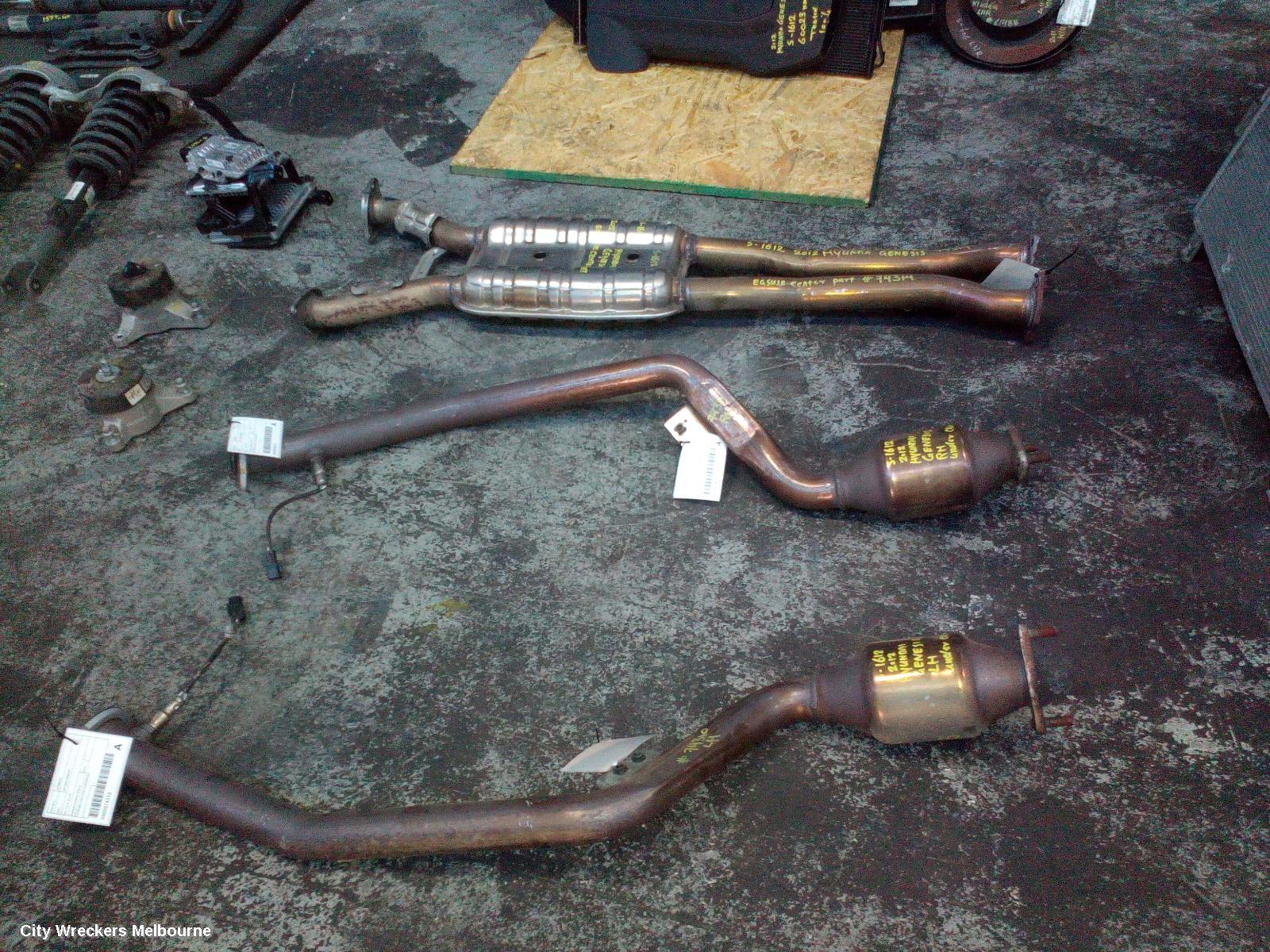 HYUNDAI GENESIS CATALYTIC CONVERTER, MANIFOLD-CAT TYPE, 3.8, PETROL, RH SIDE, DH, 11/2014 - 01/2018 - Image 3