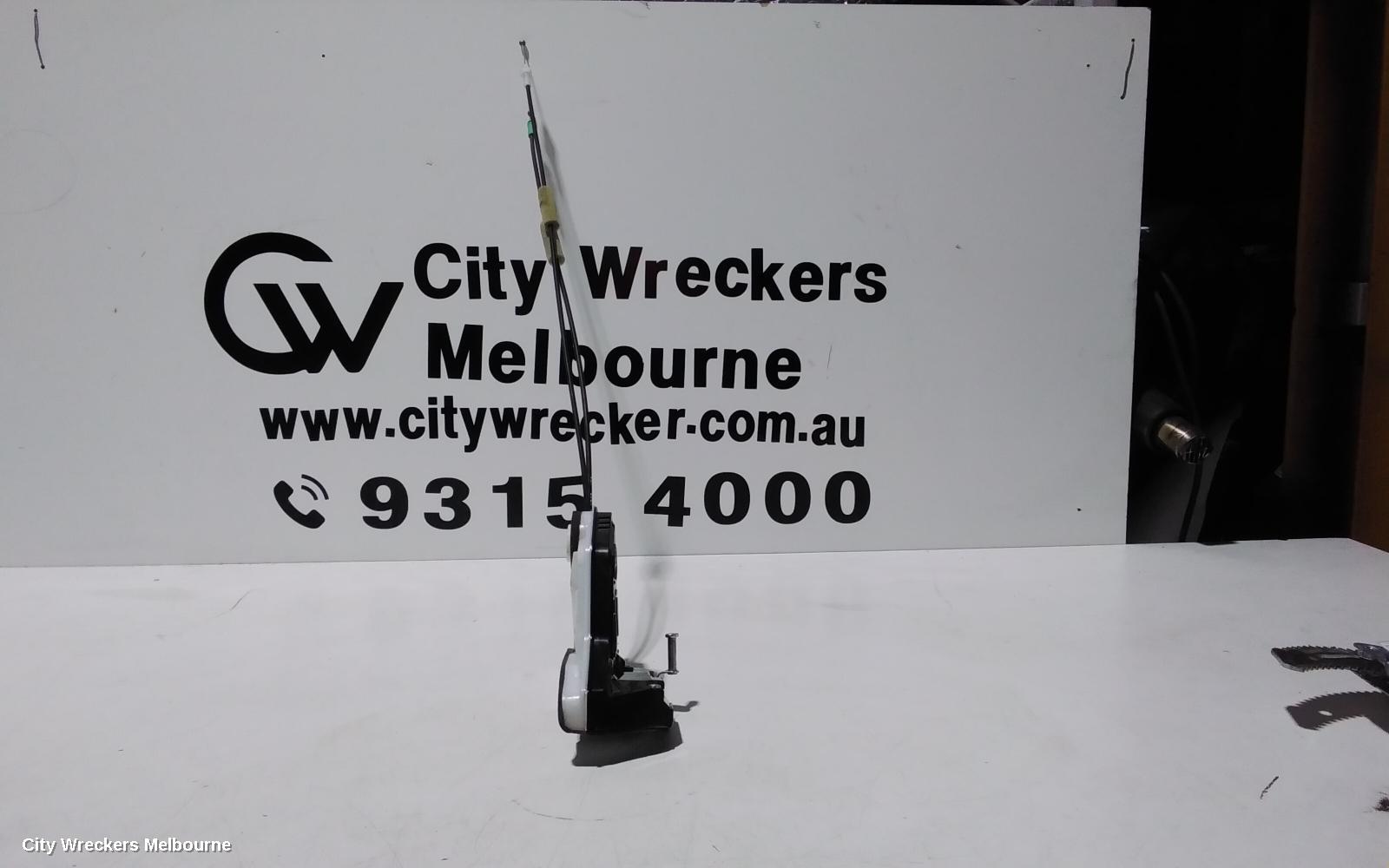 TOYOTA KLUGER DOOR/BOOT/GATE LOCK, RIGHT REAR DOOR LOCK, GSU50/GSU55, 03/2014 - 02/2021 - Image 3