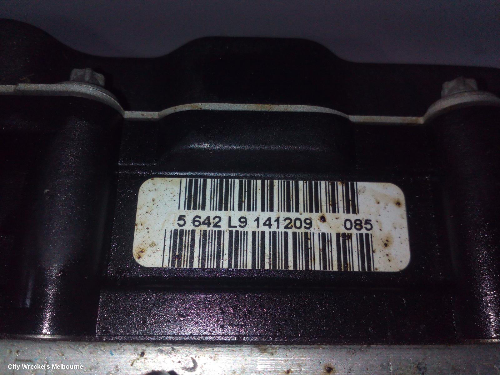 HYUNDAI I45 ABS PUMP/MODULATOR, YF, 02/2010 - 09/2010 - Image 3