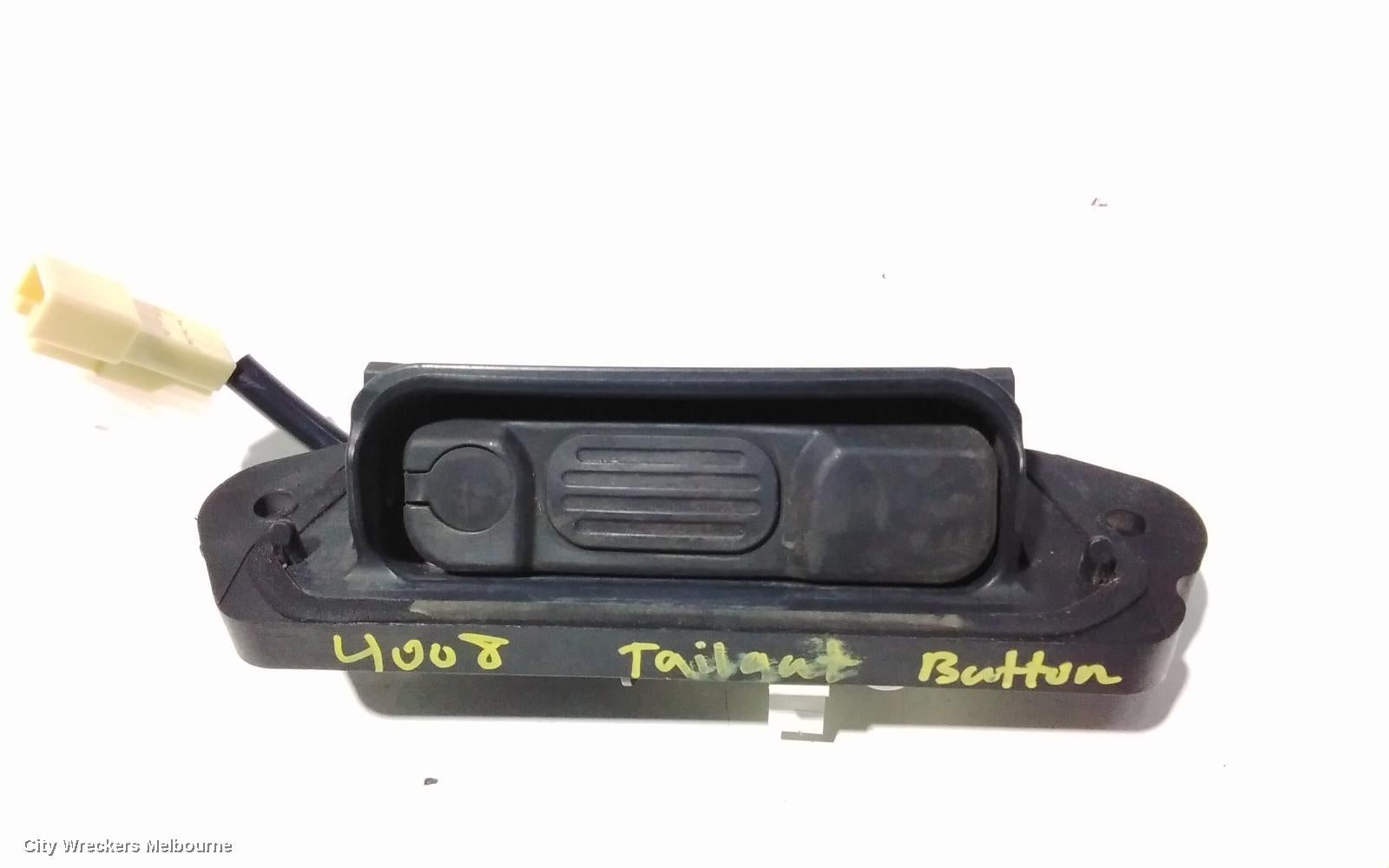 PEUGEOT 4008 TAILGATE HANDLE, 05/2012 - 12/2017 - Image 2