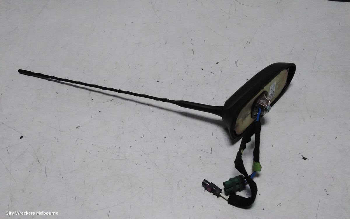 HOLDEN ASTRA ANTENNA, BK-BL, 09/2016 - 12/2020 - Image 2