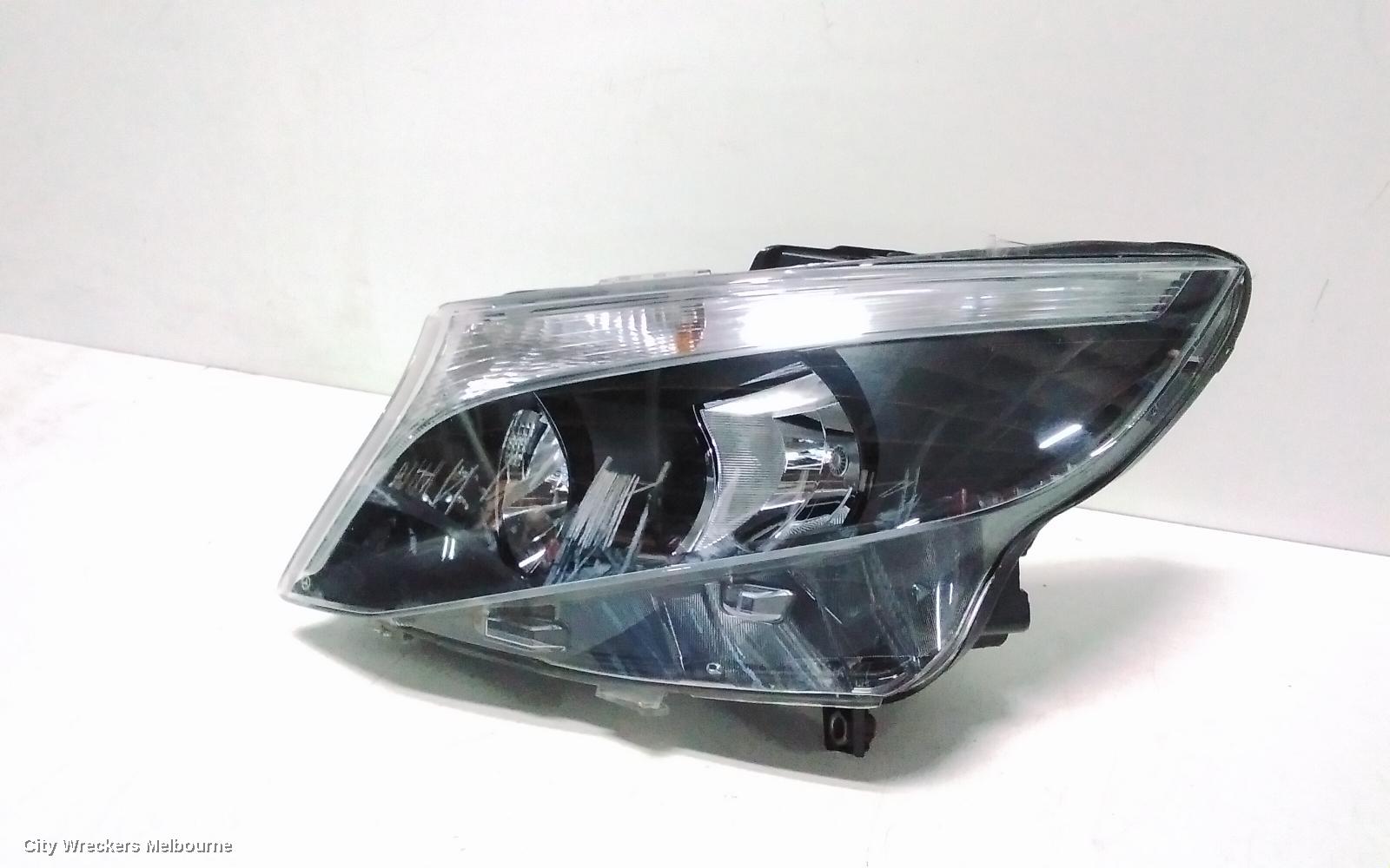 MERCEDES VITO LEFT HEADLAMP, 447, HALOGEN, BLACK INSERT TYPE, 03/2015 ONWARDS - Image 2