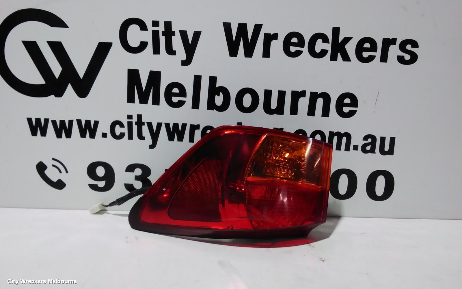 LEXUS IS250/IS250C RIGHT TAILLIGHT, IS250, GSE20R, SEDAN, HORIZONTAL TYPE, 11/2005 - 09/2008 - Image 2
