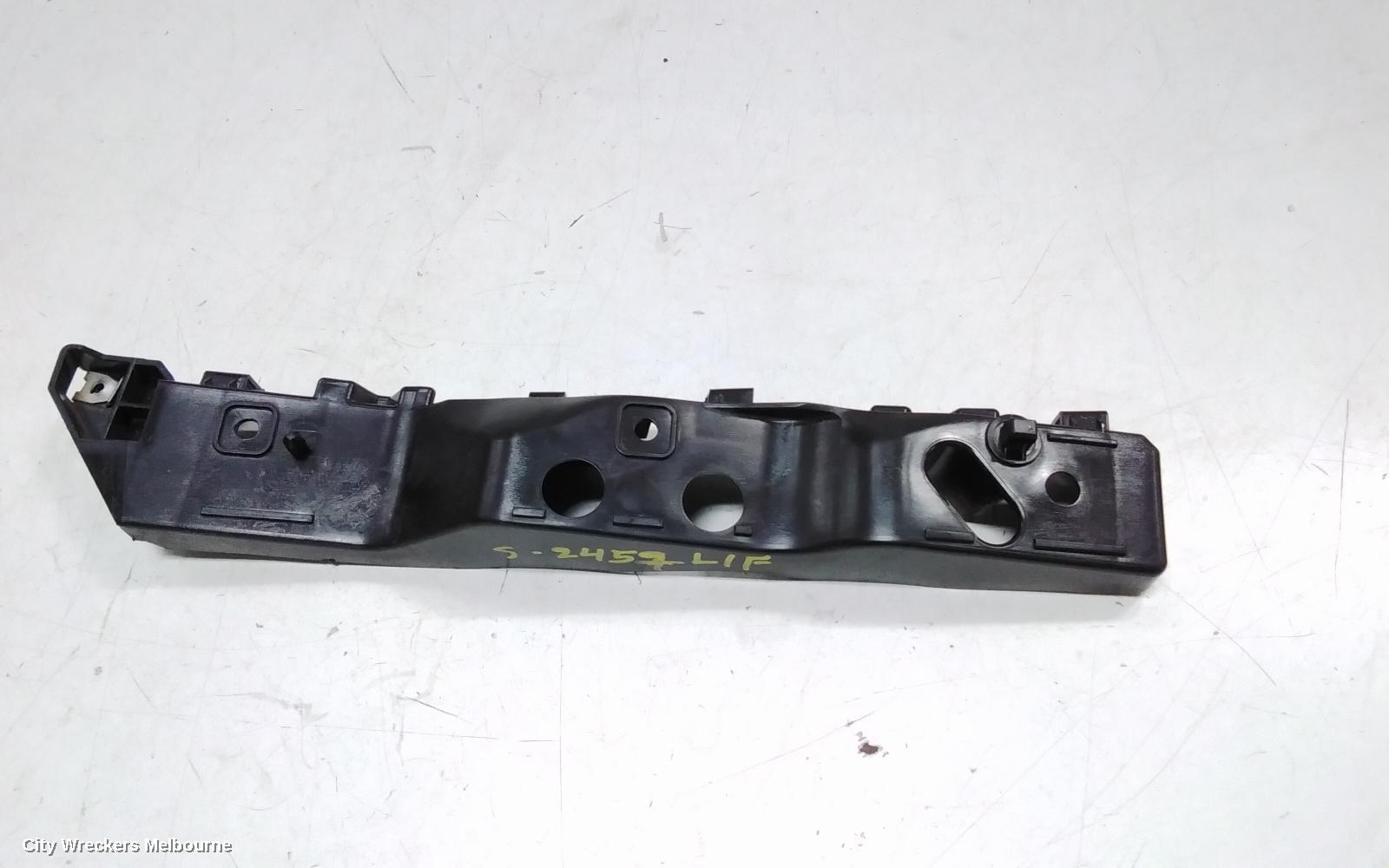 LDV DELIVER 9, 07/2020 ONWARDS, LHF BAR RETAINER : 110266 - Image 2