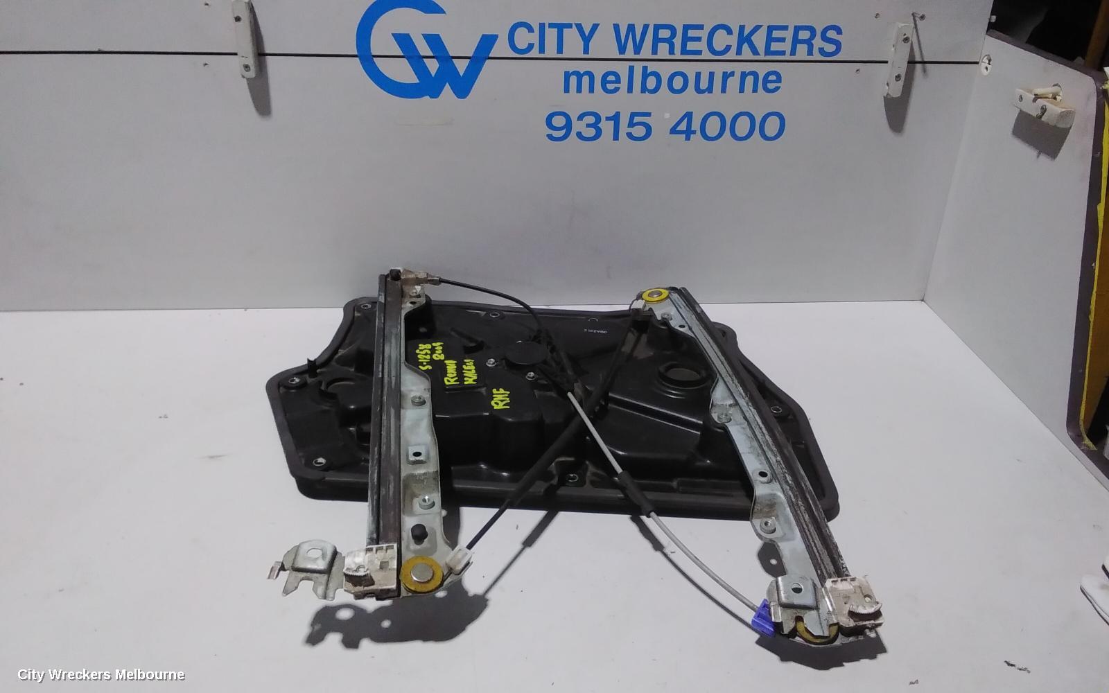 RENAULT KALEOS RIGHT FRONT WINDOW REG/MOTOR, H45 09/2008 - 10/2011 - Image 1