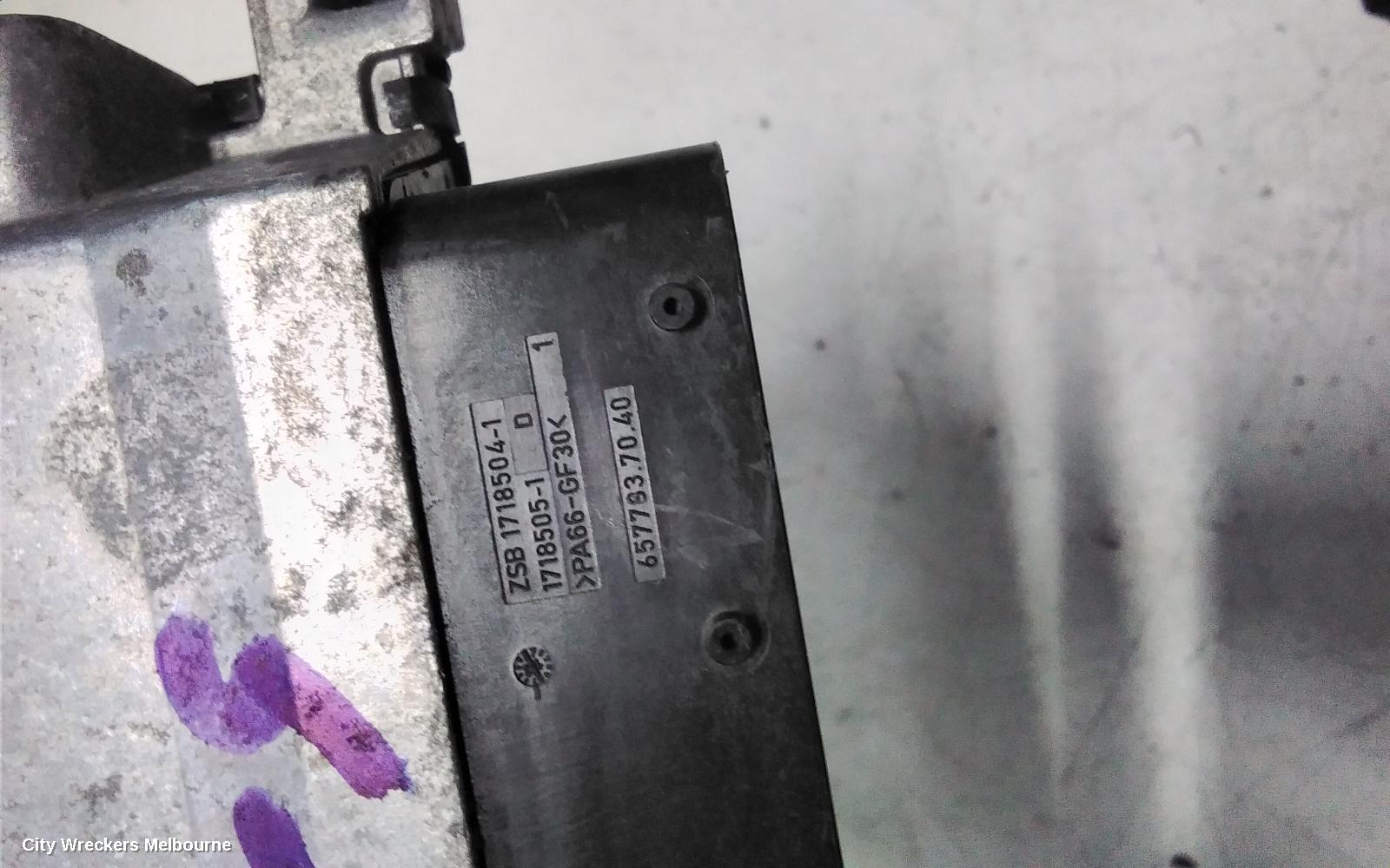 MERCEDES C CLASS ECU, ENGINE ECU, PETROL, 1.8, C204 (C180), ECU ONLY, 05/2011 - 08/2012 - Image 3