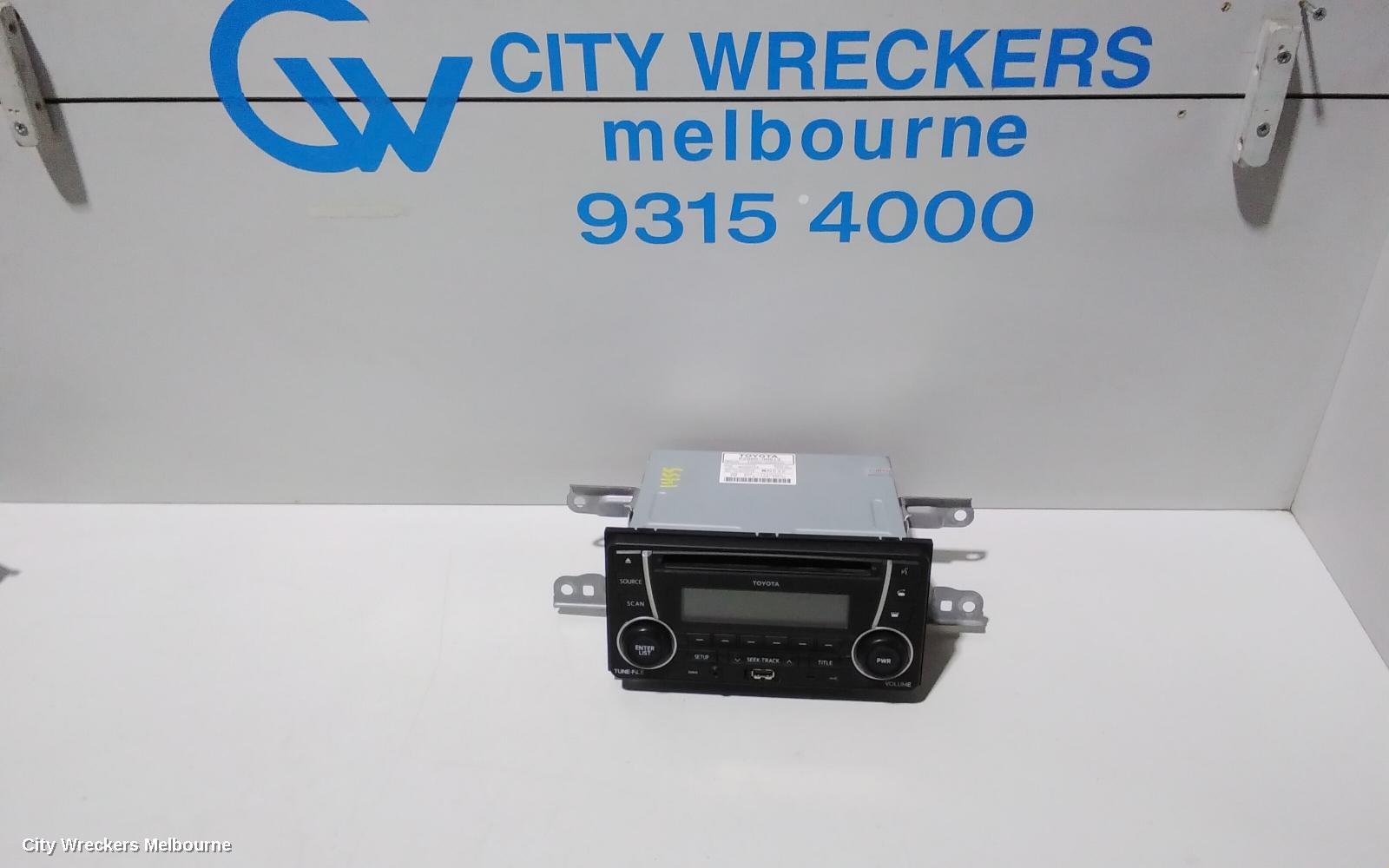 TOYOTA YARIS RADIO/CD/DVD/SAT/TV, SINGLE DISC CD PLAYER (P/N ON FACE 22842), NCP13#, 08/2011 - 12/2019 - Image 1