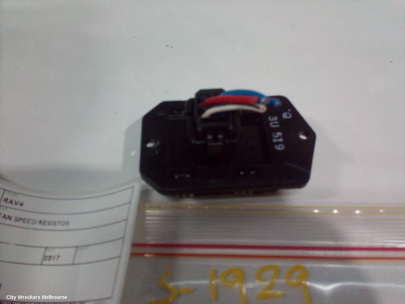 TOYOTA RAV4 FAN SPEED RESISTOR, XA40, 12/2012 - 11/2018 - Image 2
