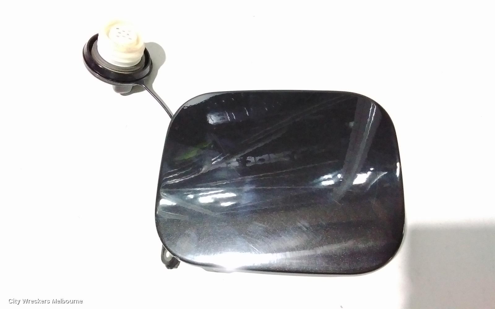NISSAN QASHQAI FUEL DOOR / FILLER, J11, 12/2013 - 07/2021 - Image 2