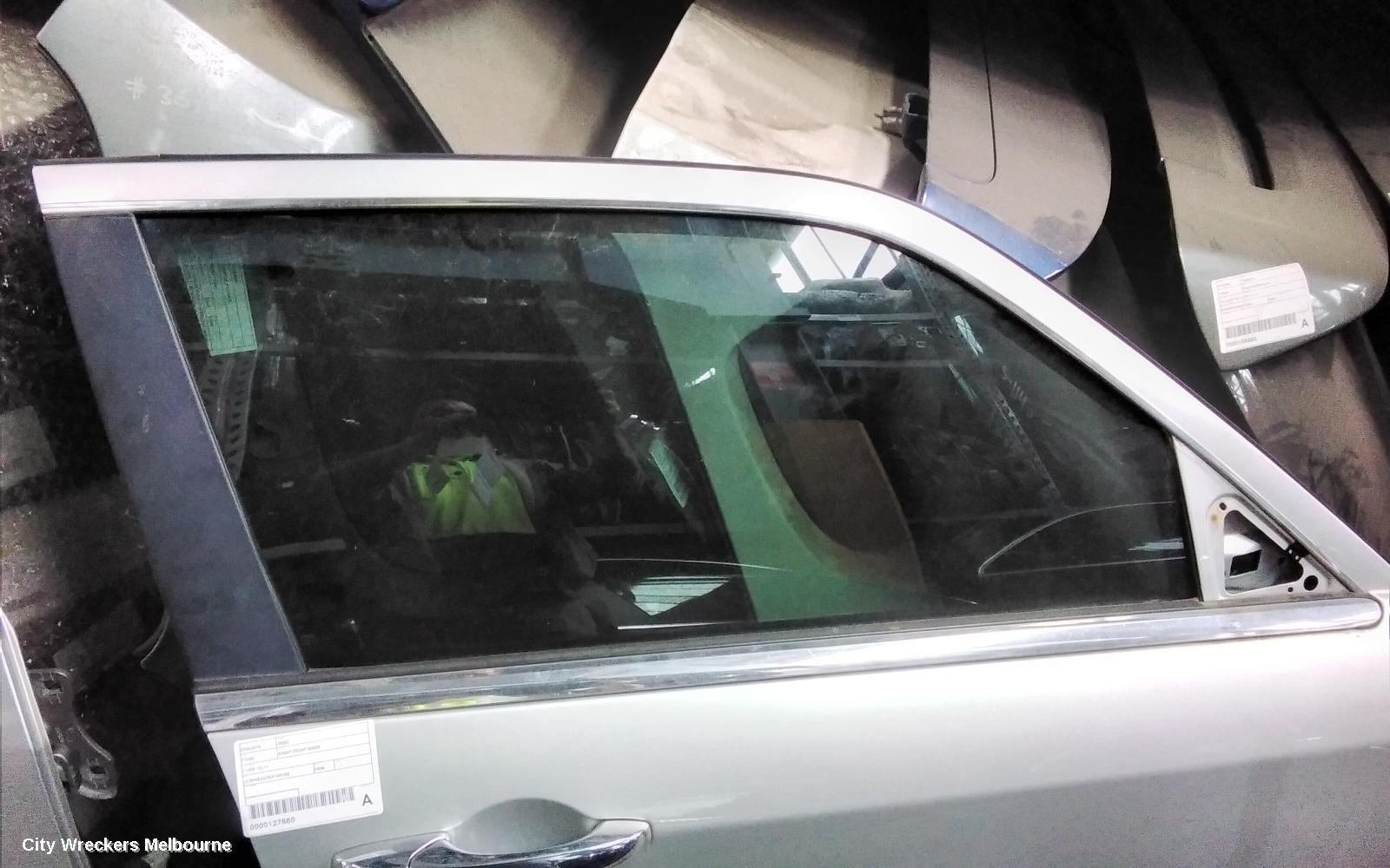 CHRYSLER 300C RIGHT FRONT DOOR WINDOW, 11/2005 - 12/2011 - Image 1