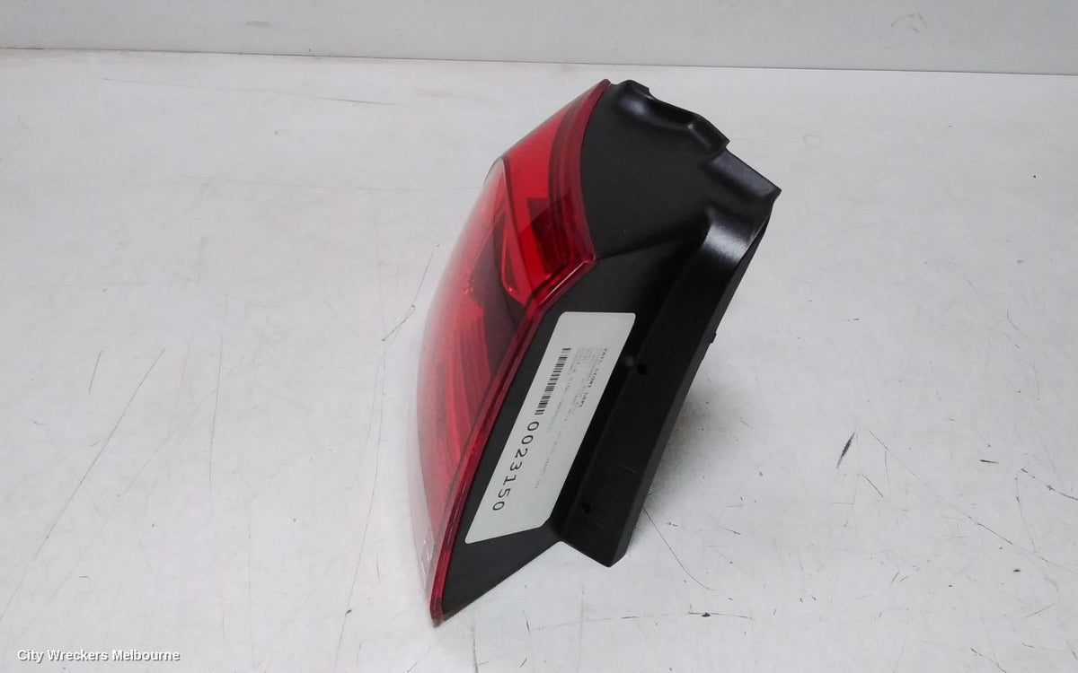 VOLKSWAGEN GOLF LEFT TAILLIGHT, GEN 7, HATCH, GTI/R-LINE/HIGHLINE, NON LED TYPE, 10/2013 - 03/2017 - Image 3