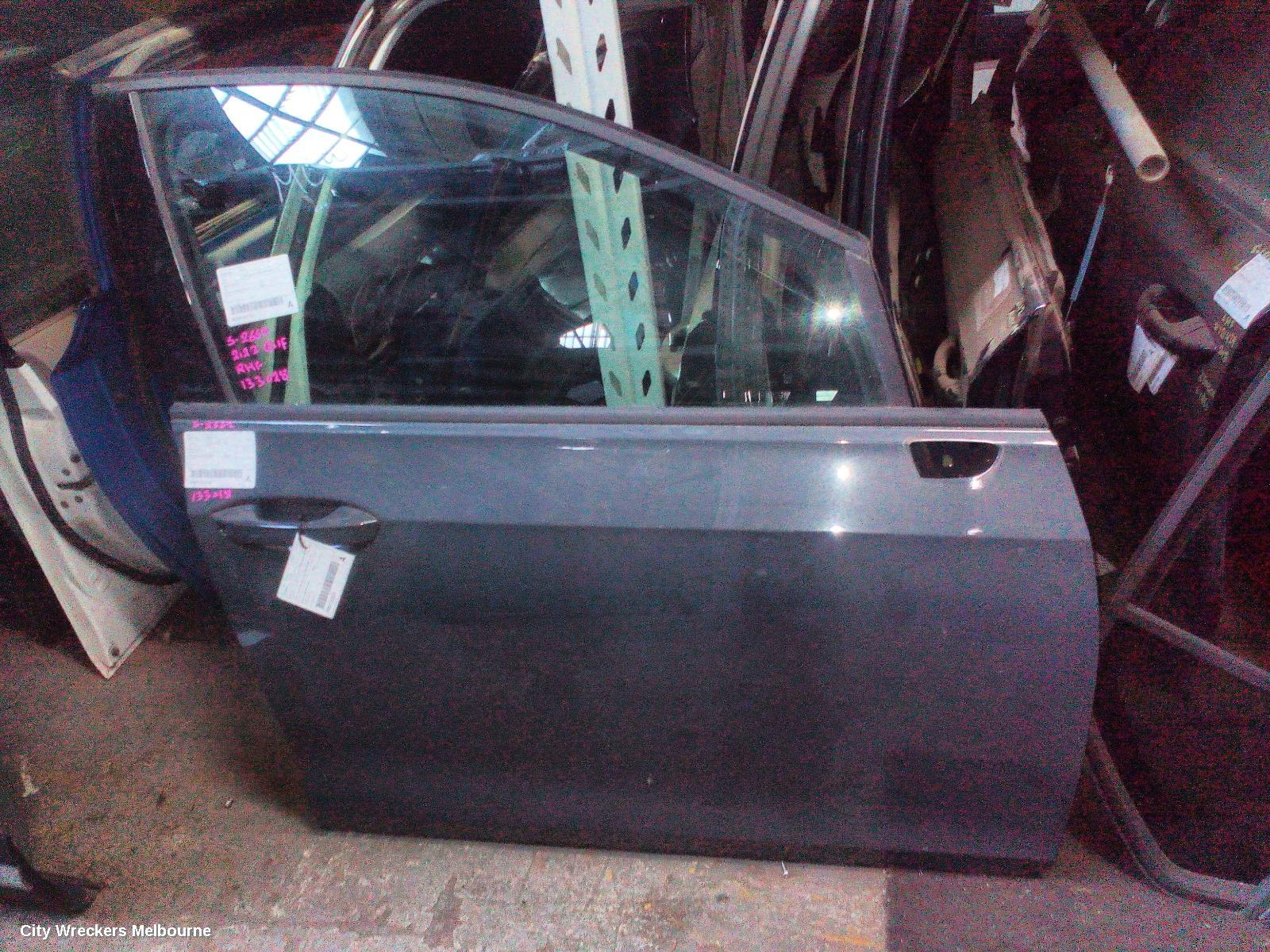 VOLKSWAGEN GOLF RIGHT FRONT DOOR, GEN 8, 09/2020 ONWARDS - Image 1