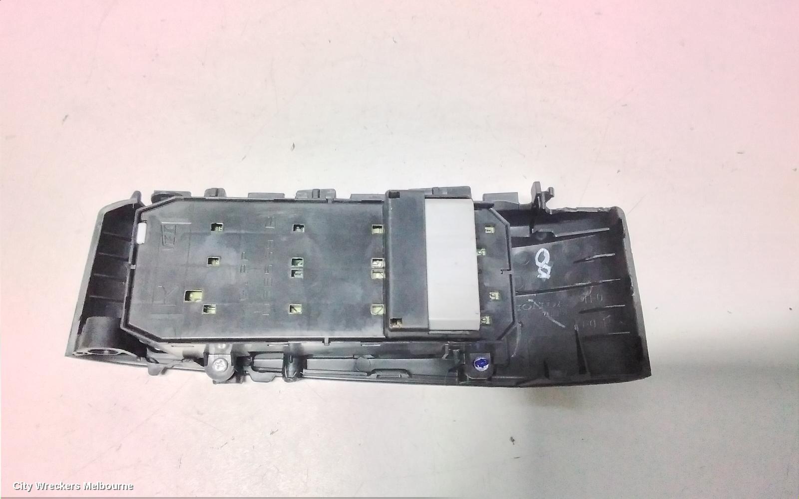 HONDA JAZZ PWR DR WIND SWITCH, RH FRONT (MASTER SWTICH), GE, 04/2011 - 06/2014 - Image 3